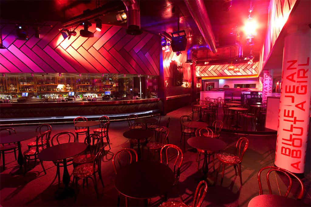 Upstairs Beresford 1