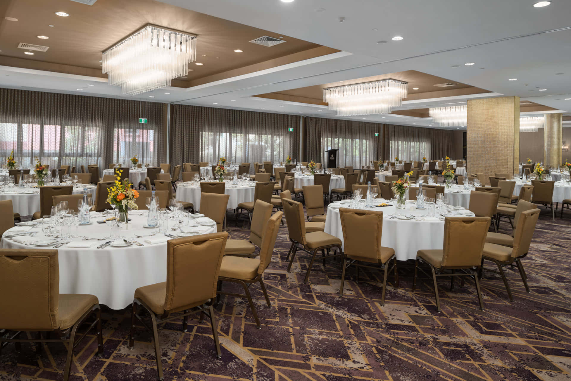 Podium Ballroom 0