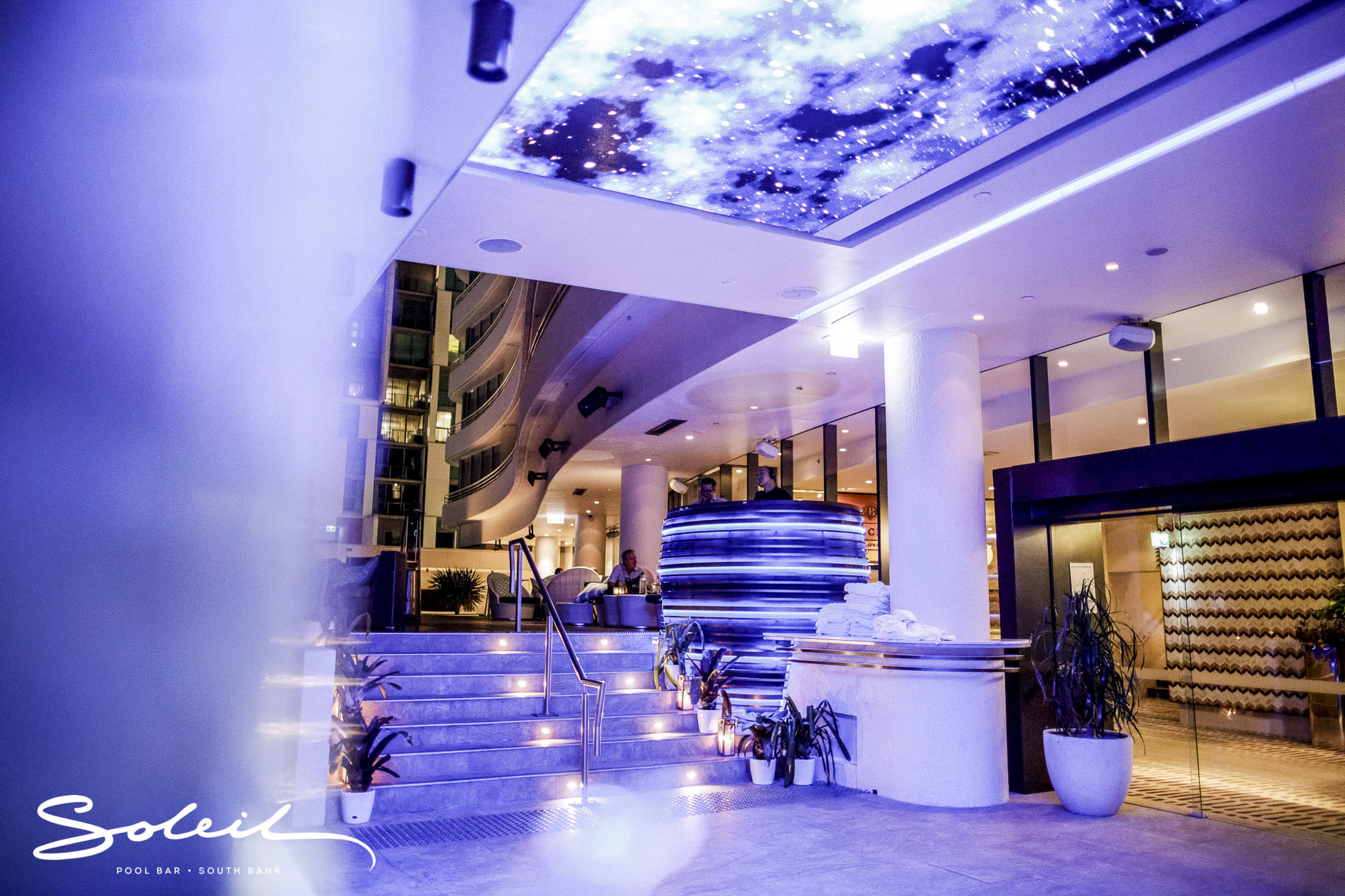 Soleil Pool Bar 2