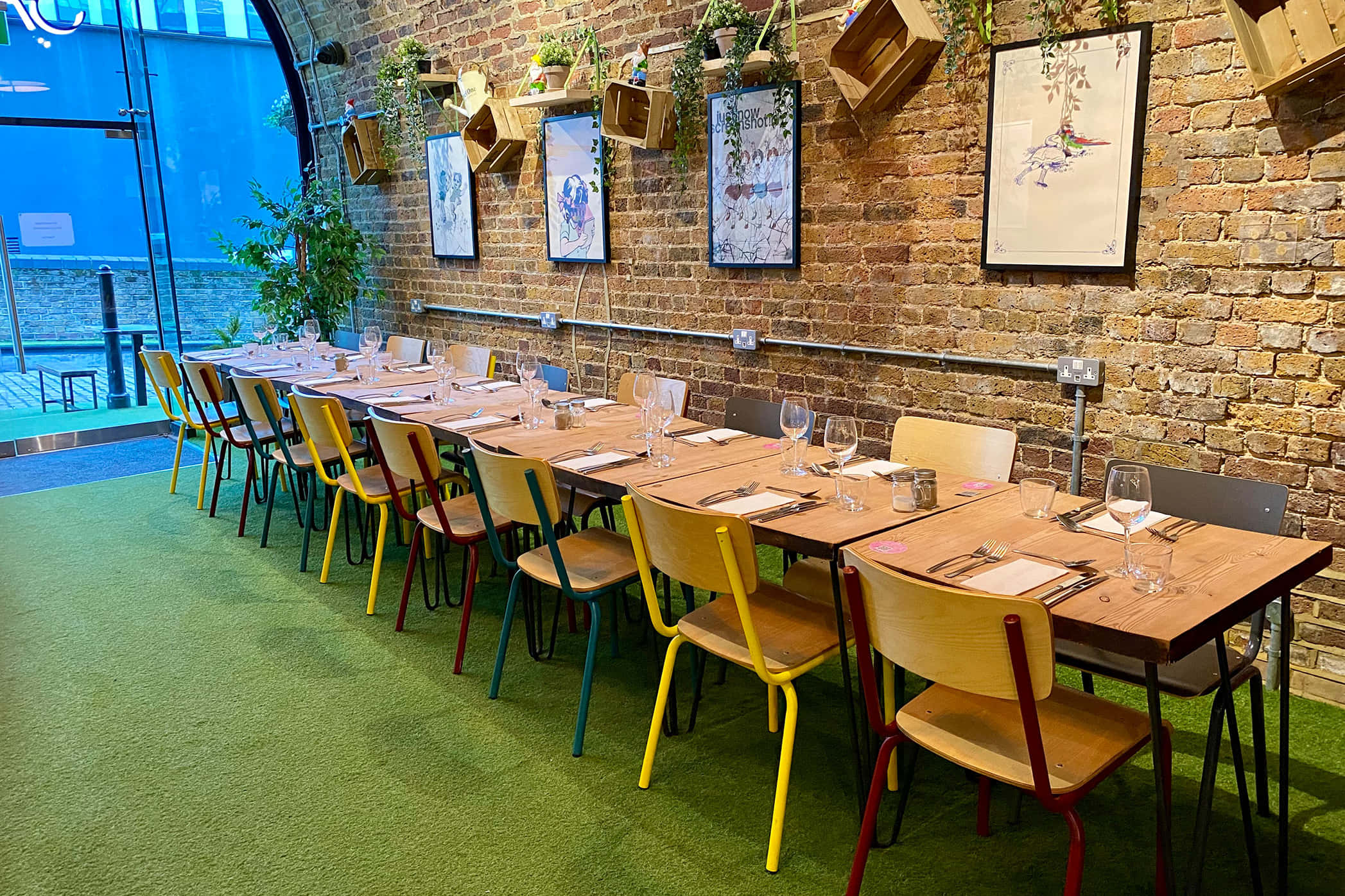 Inside Garden Arch 3