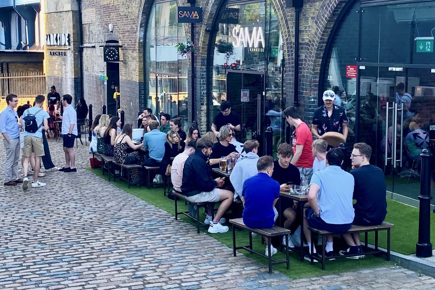 Inside Garden Arch 6