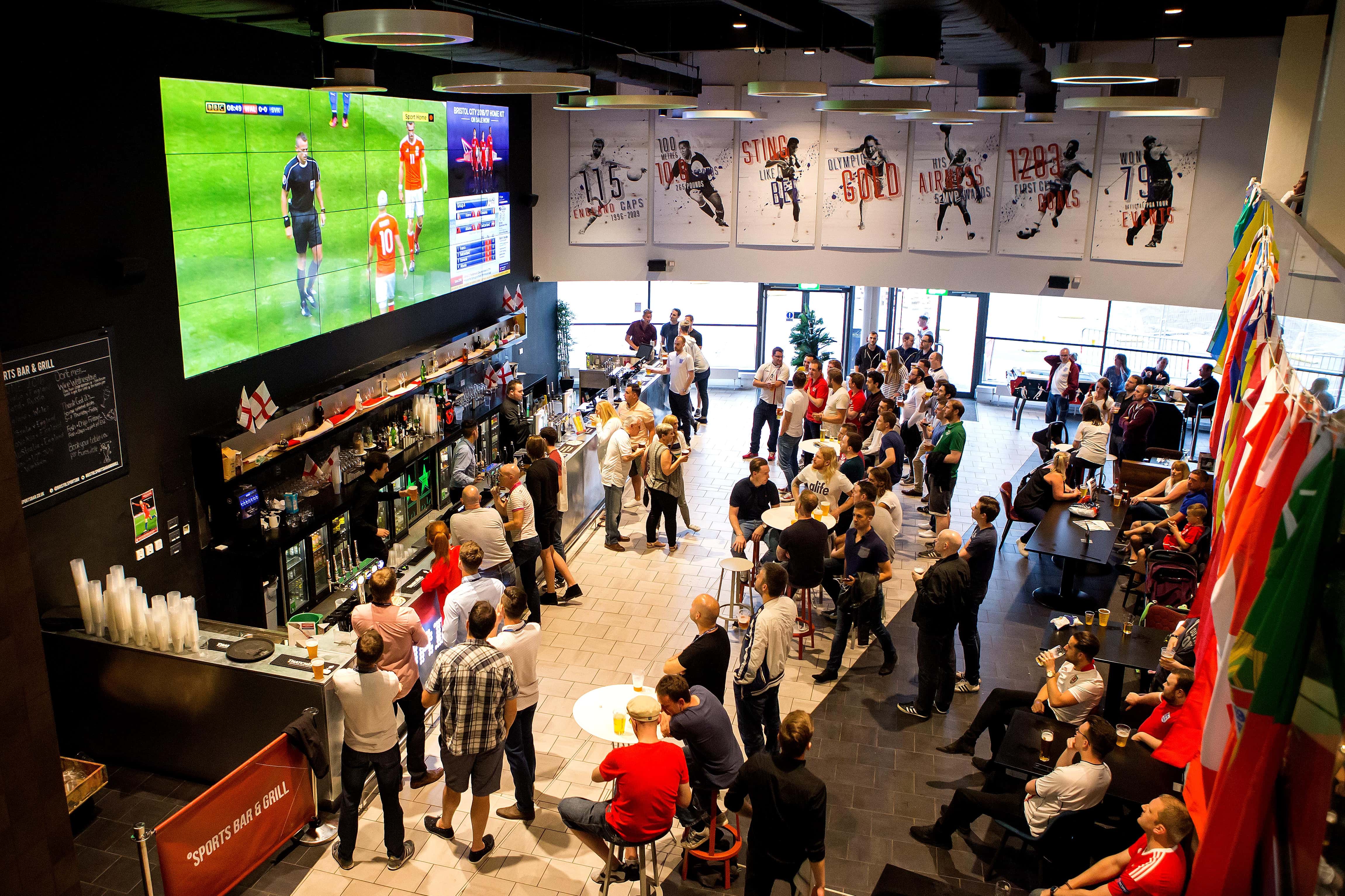 Sports Bar and Pizzeria 5