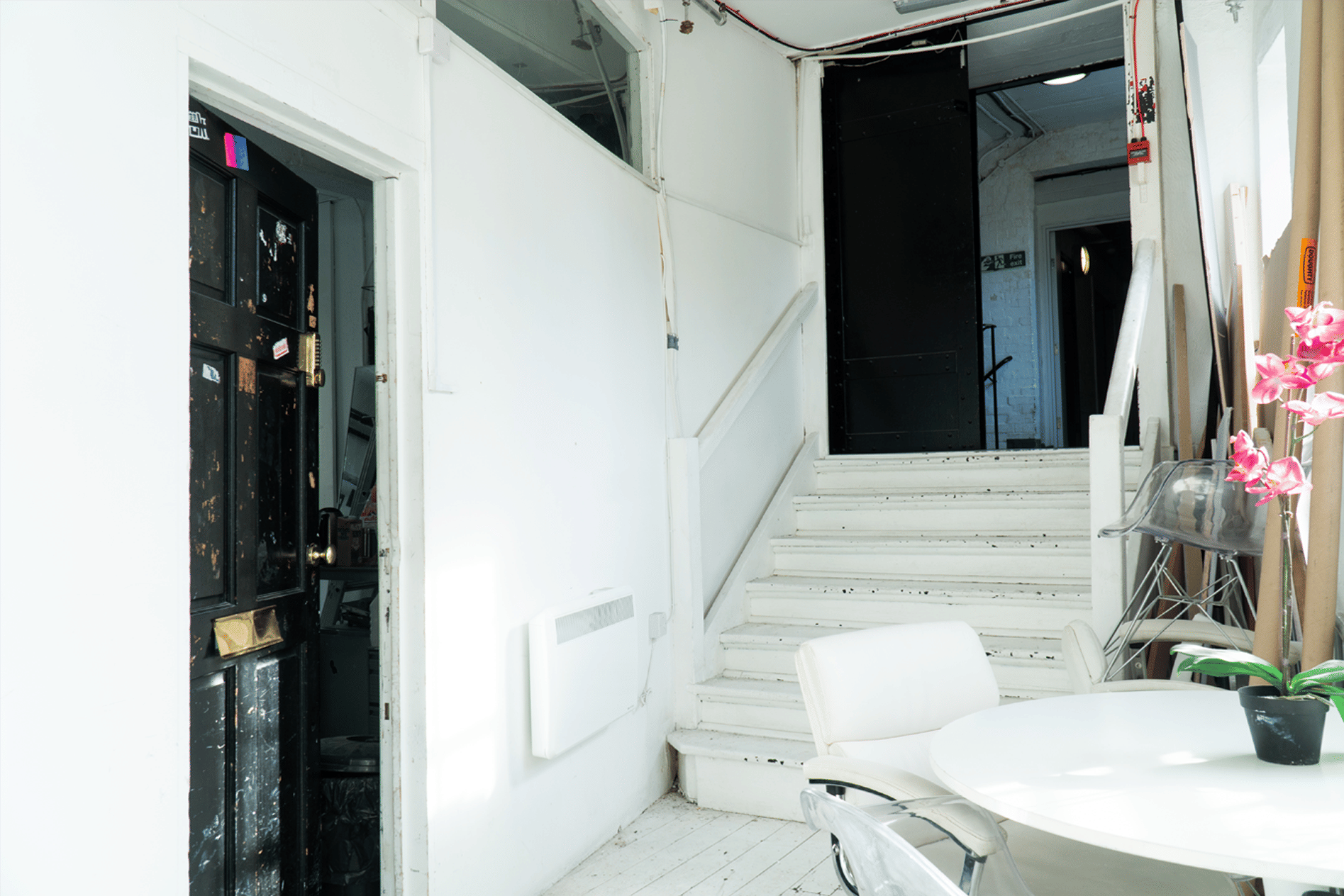 Madein.Eden Studio 8