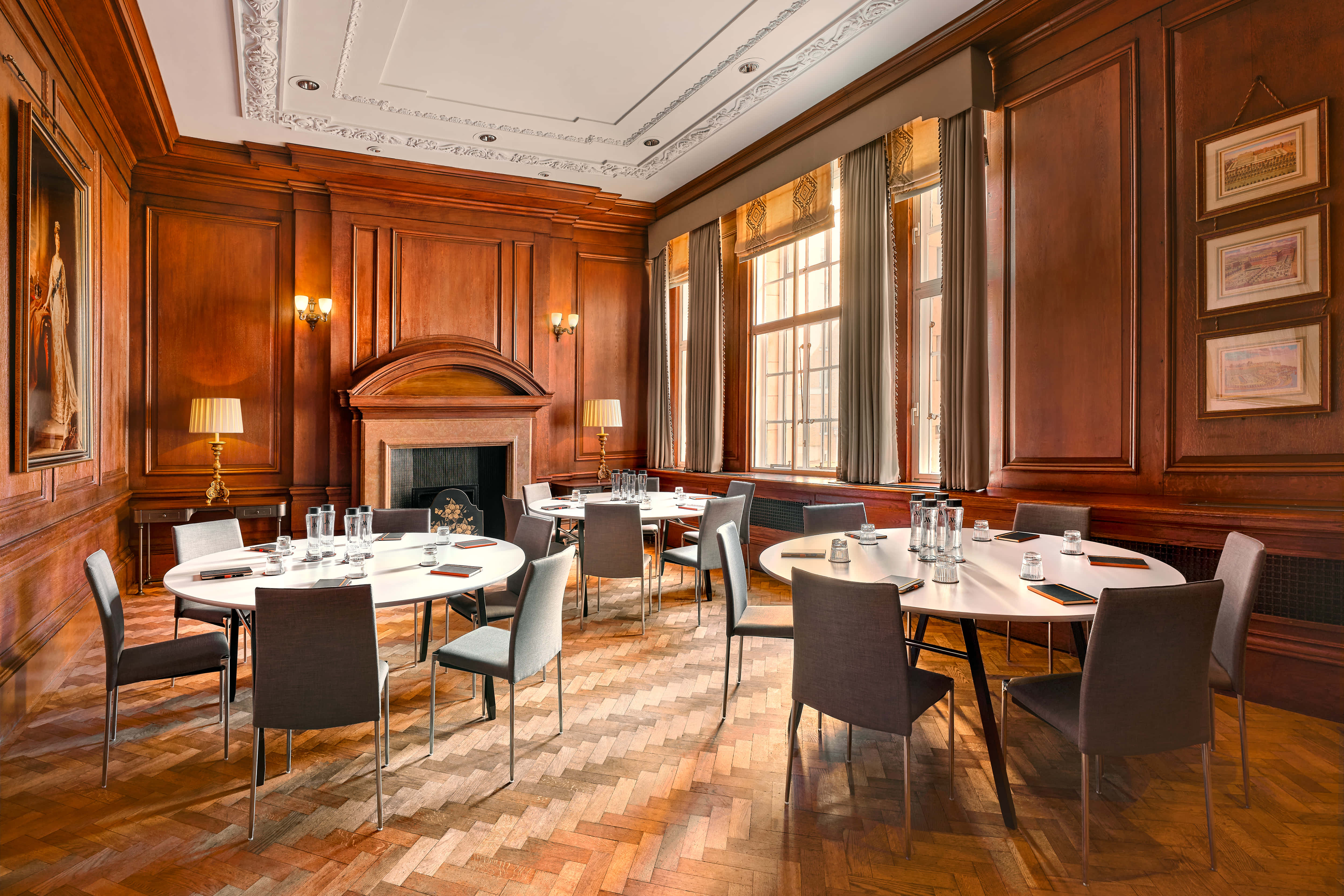Queen Mary Room 1