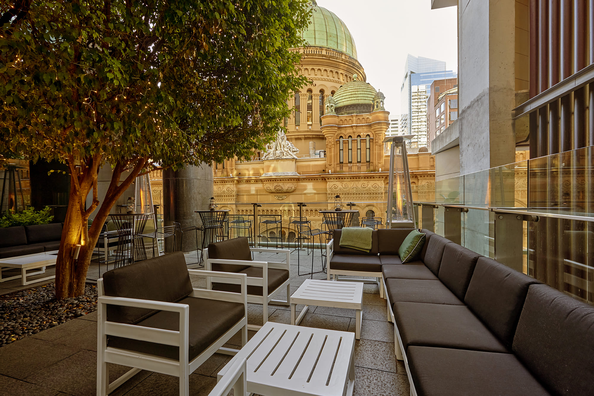 Zeta Back Bar & Terrace 2