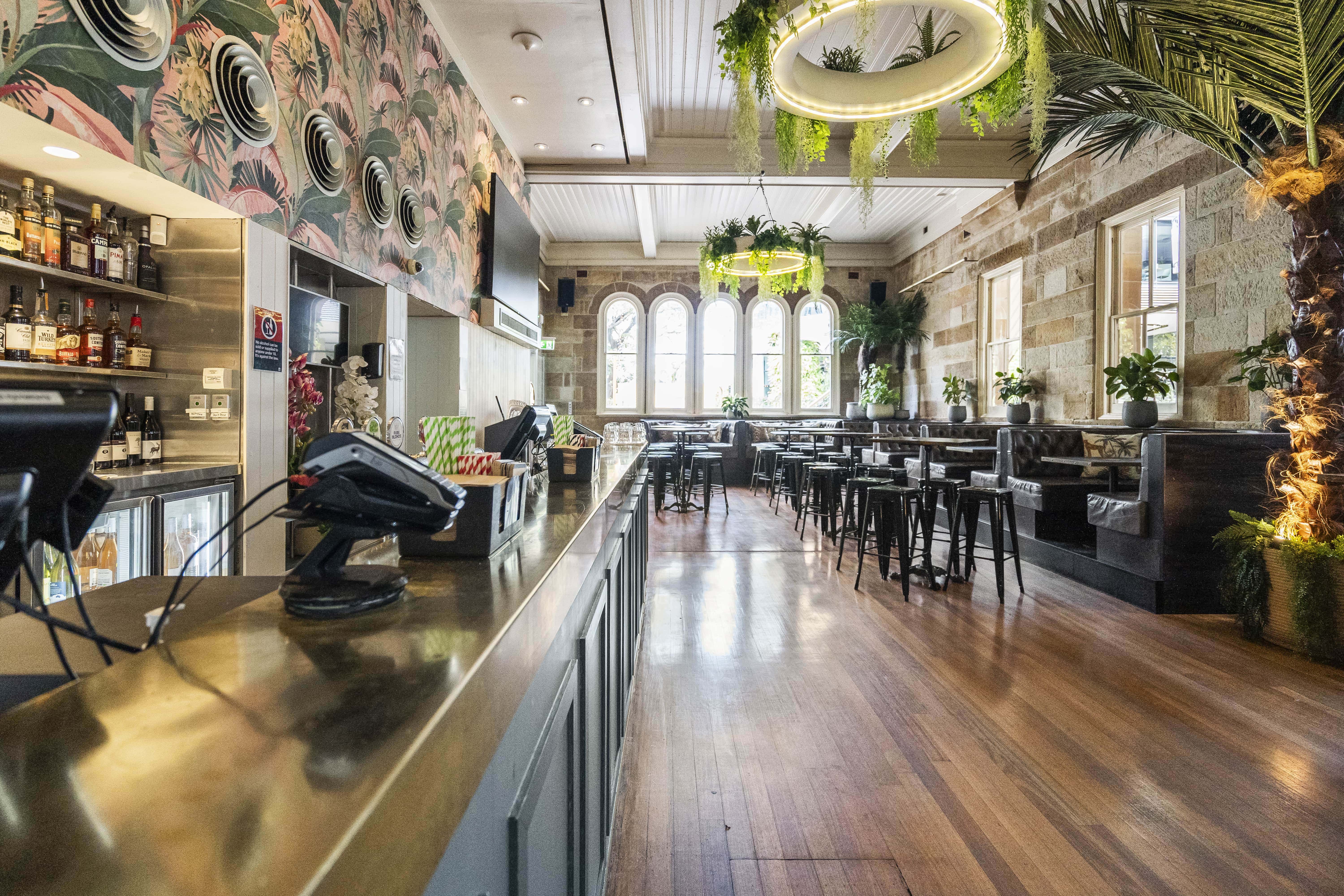 The Lounge Bar 3