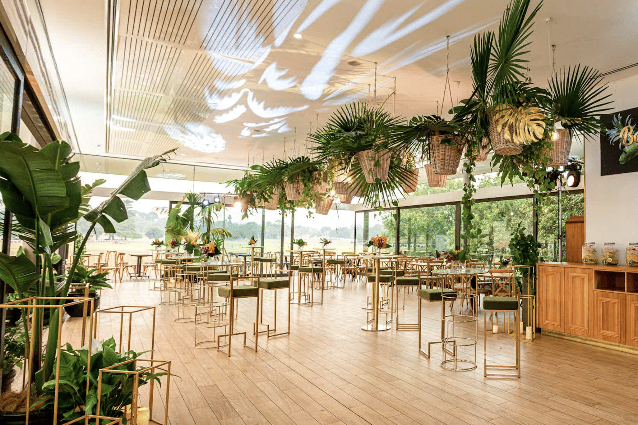 The Oakroom (formally Cafe Restaurant) 1