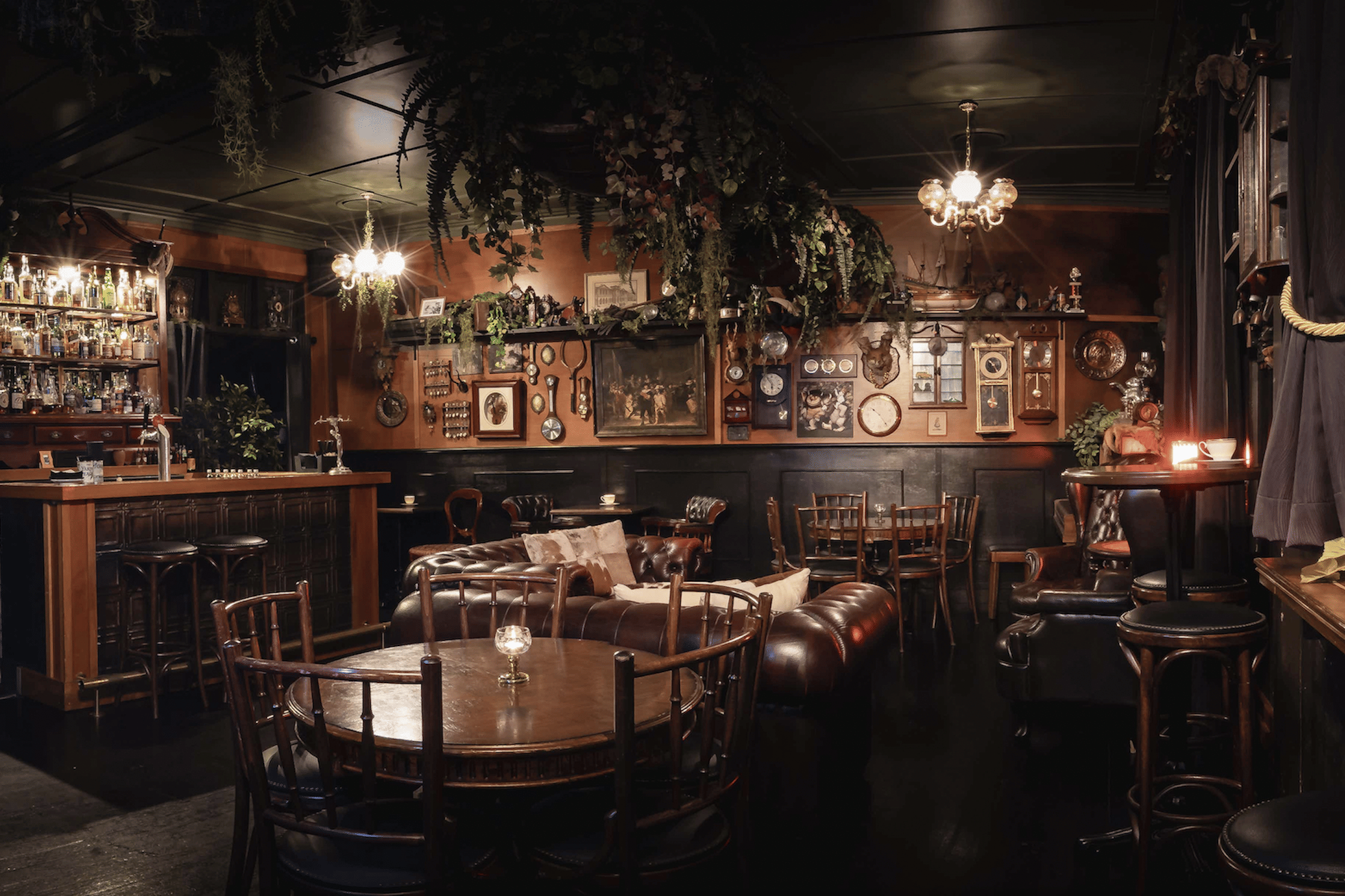 Mrs J. Rabbits Speakeasy 0