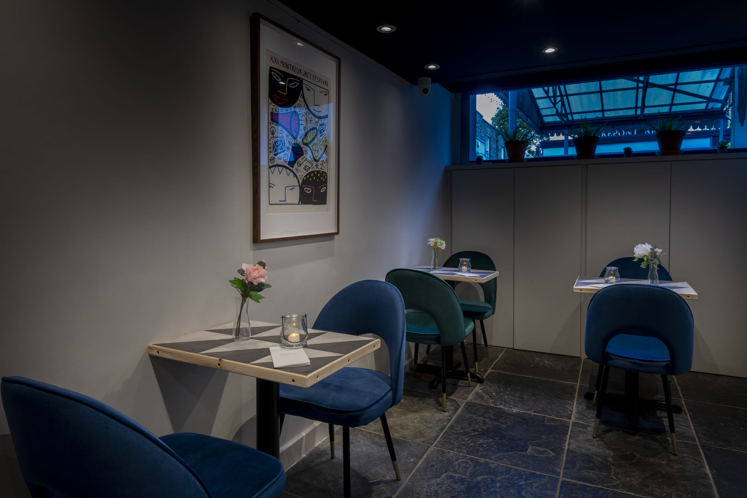 Frequency Cocktail Bar 4