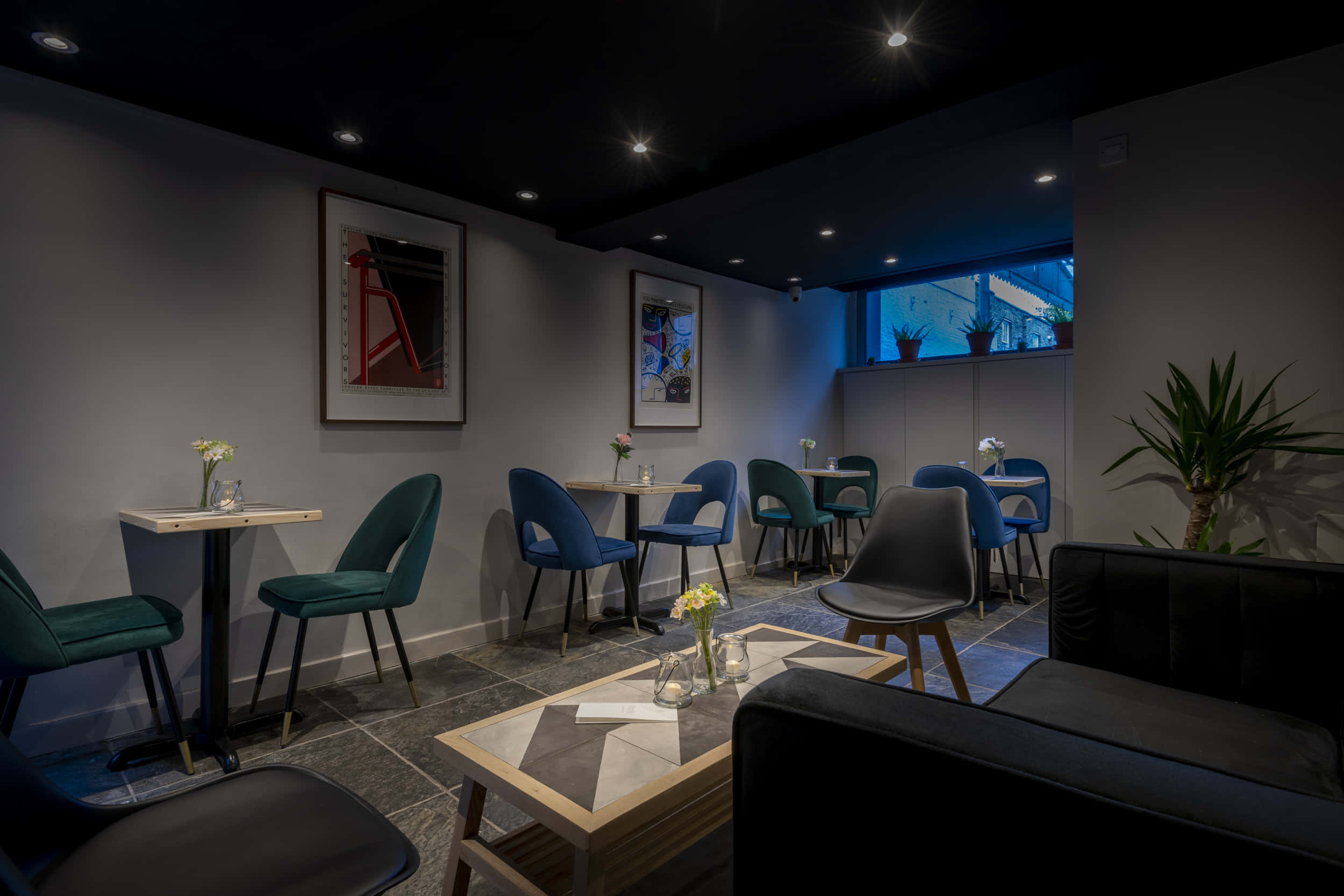 Frequency Cocktail Bar 0