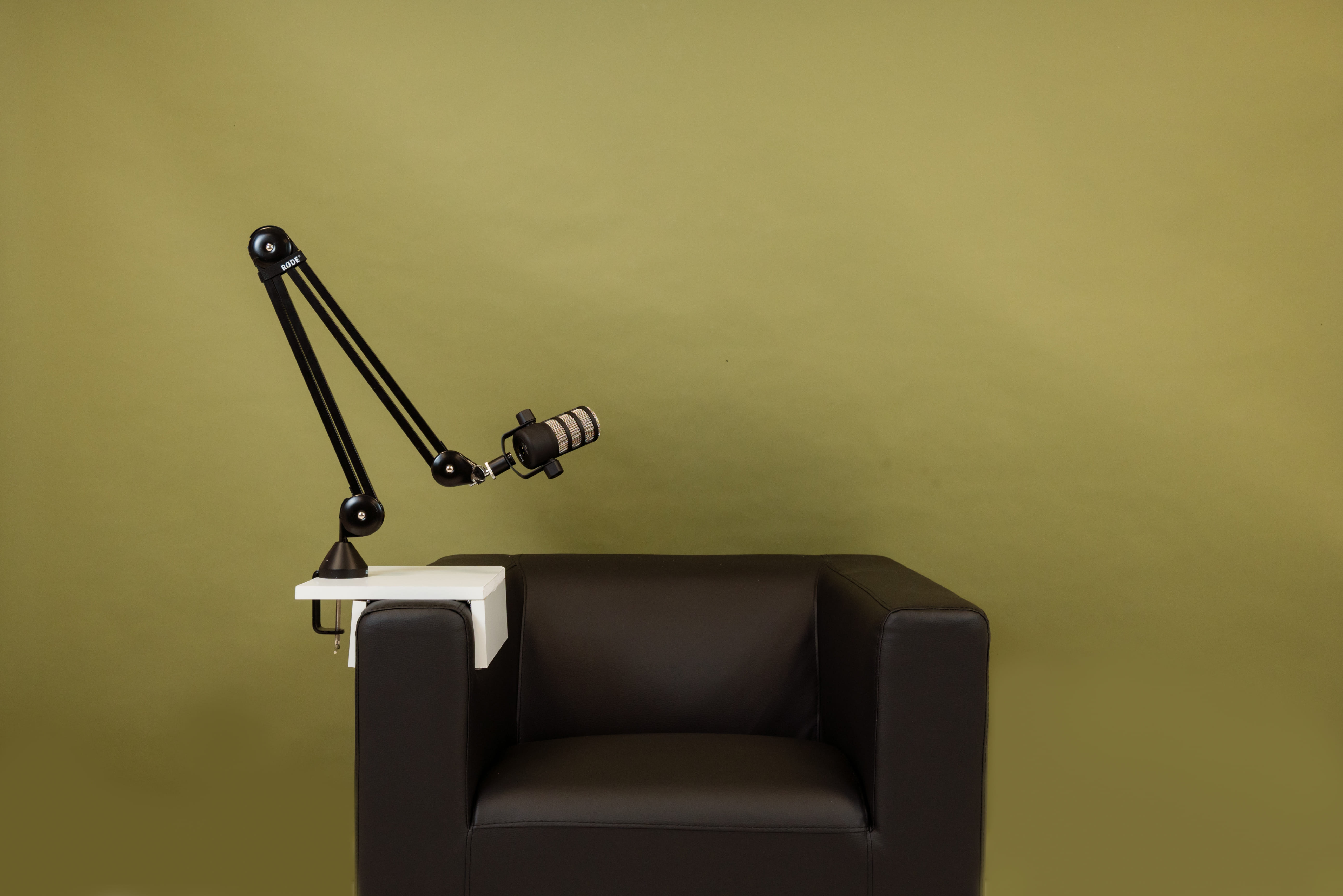 Podcast Studio (Colours) 24