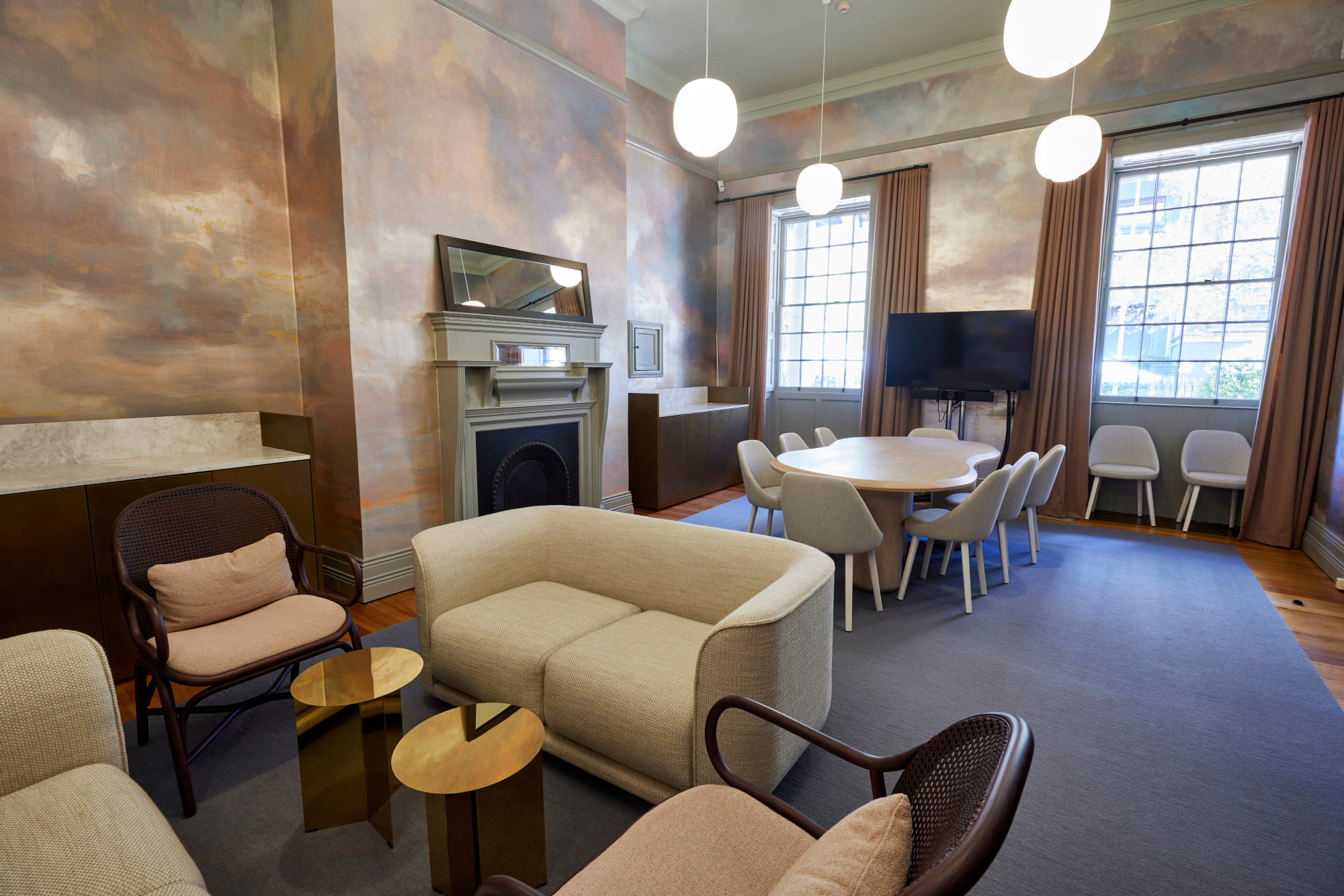  The Mint Messenger's Room 1