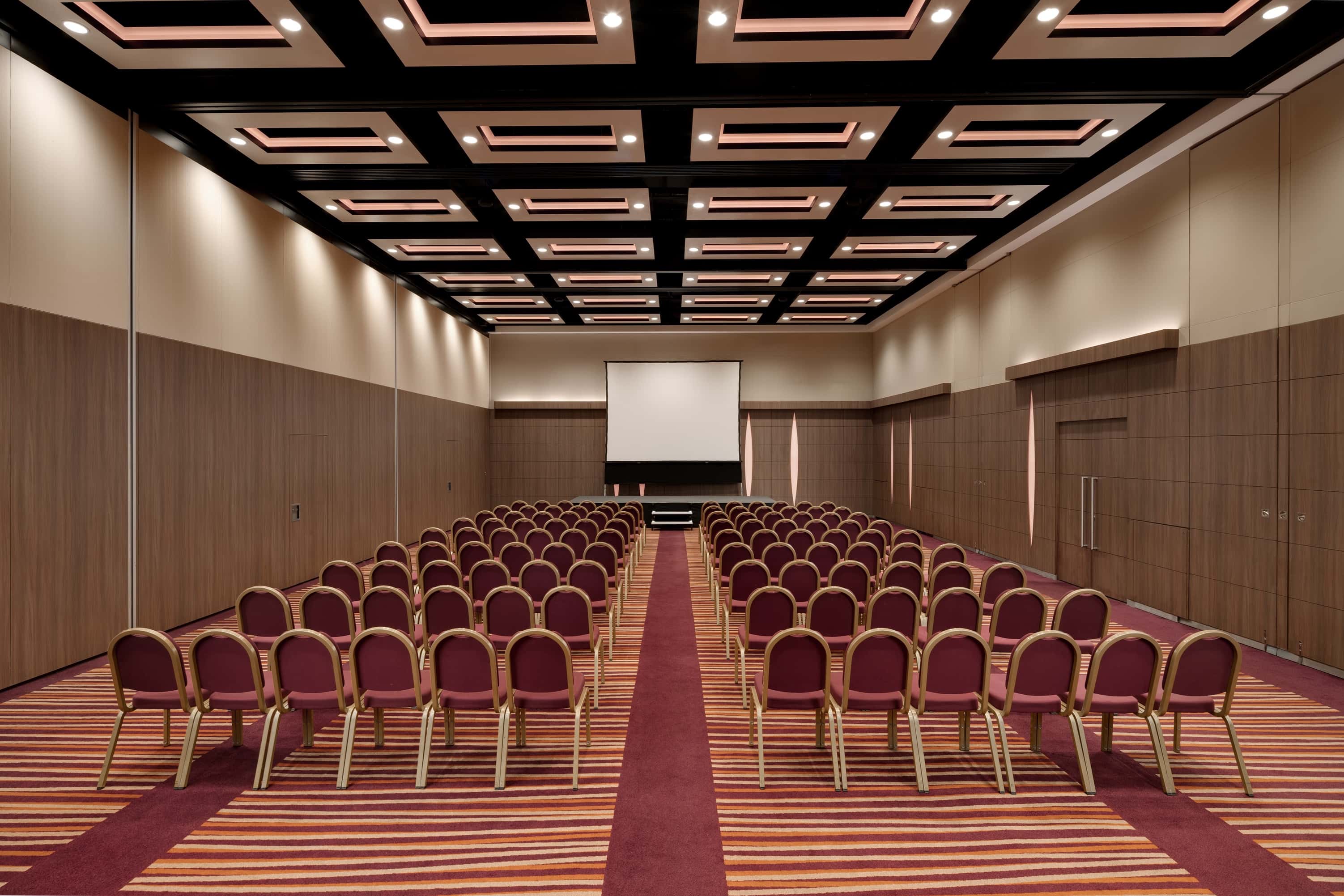 Mercure London Earls Court Hotel & Conference Centre 10