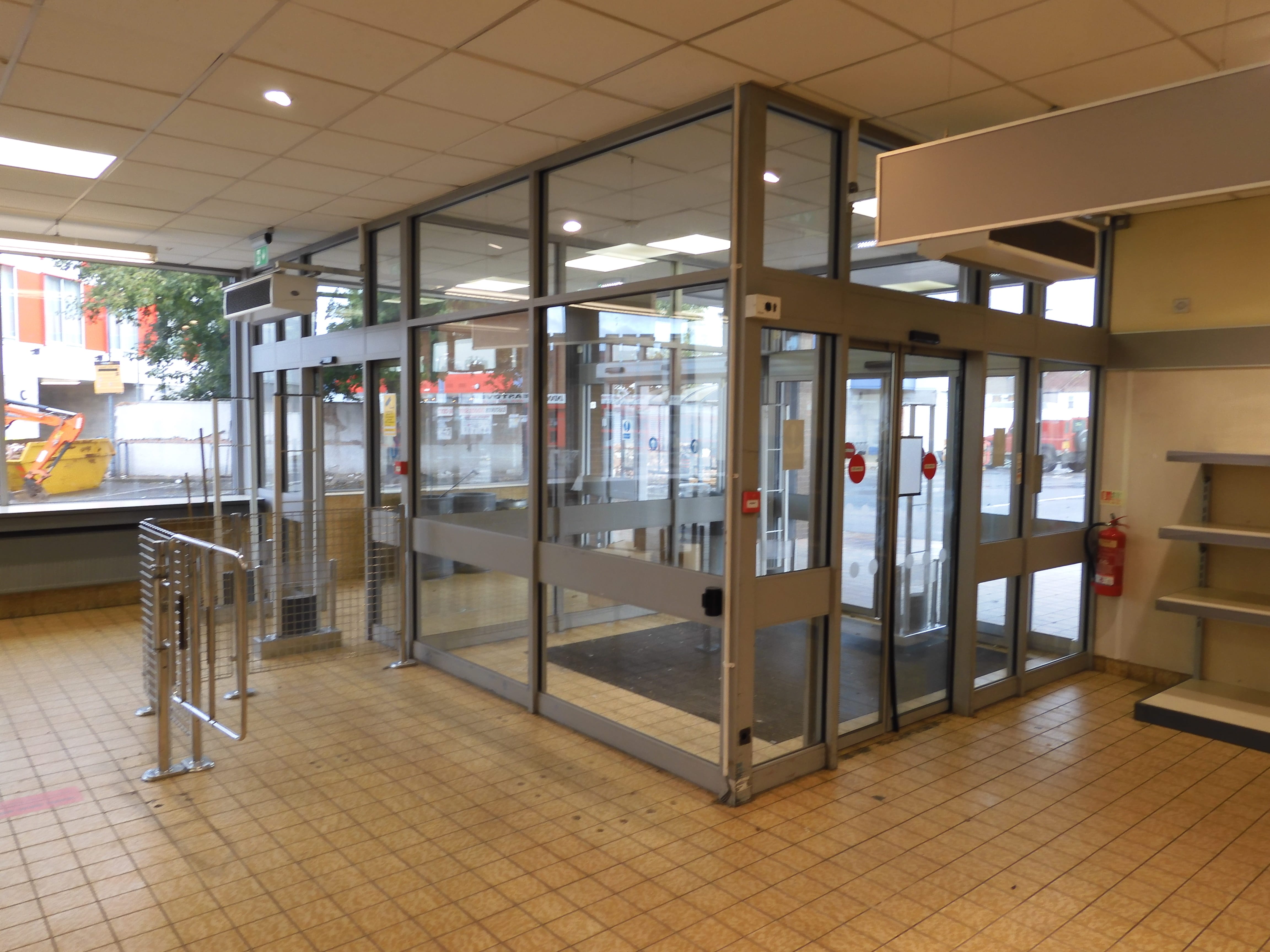 Usable Supermarket Space 3