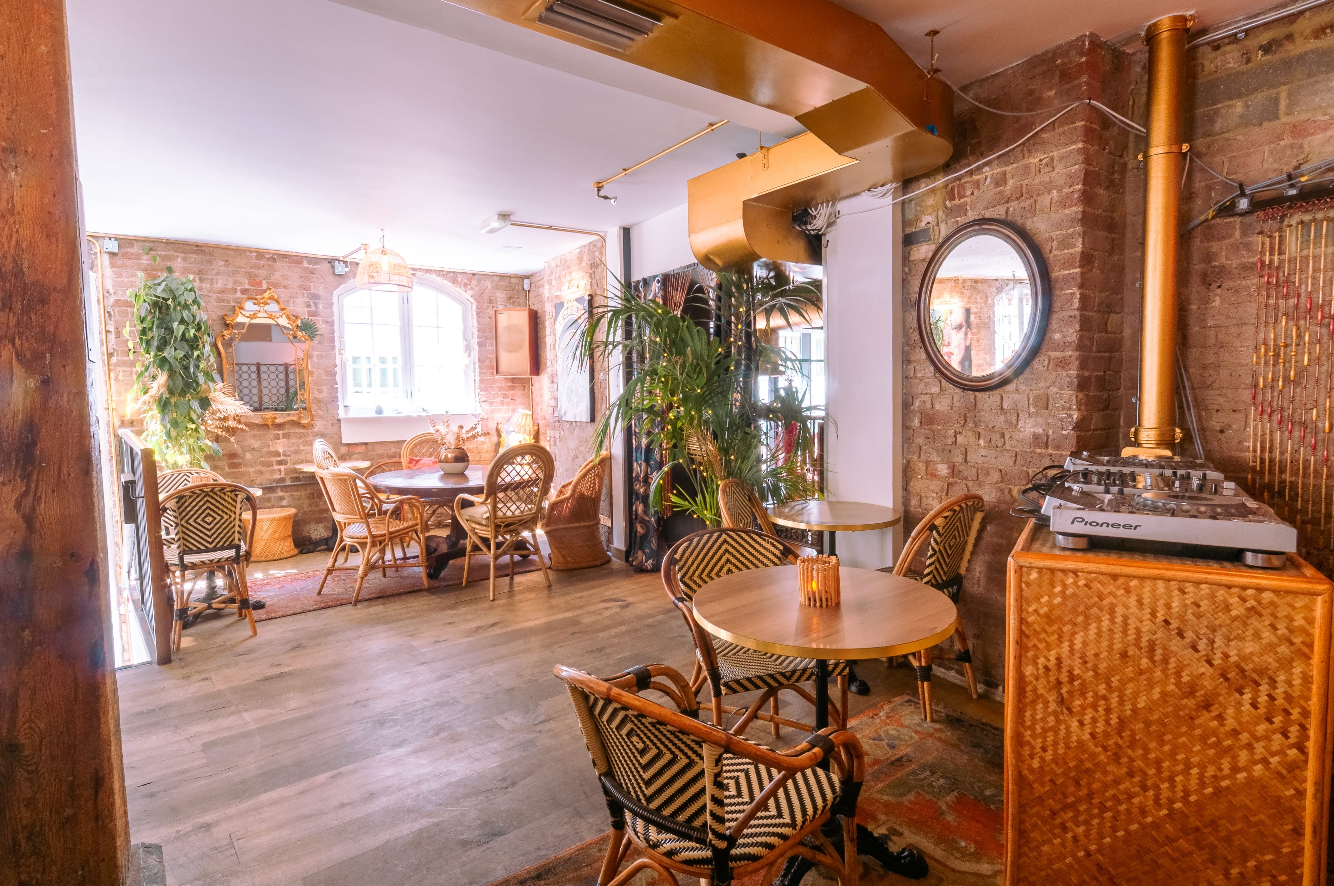 Mala Madre Private Events Space 7