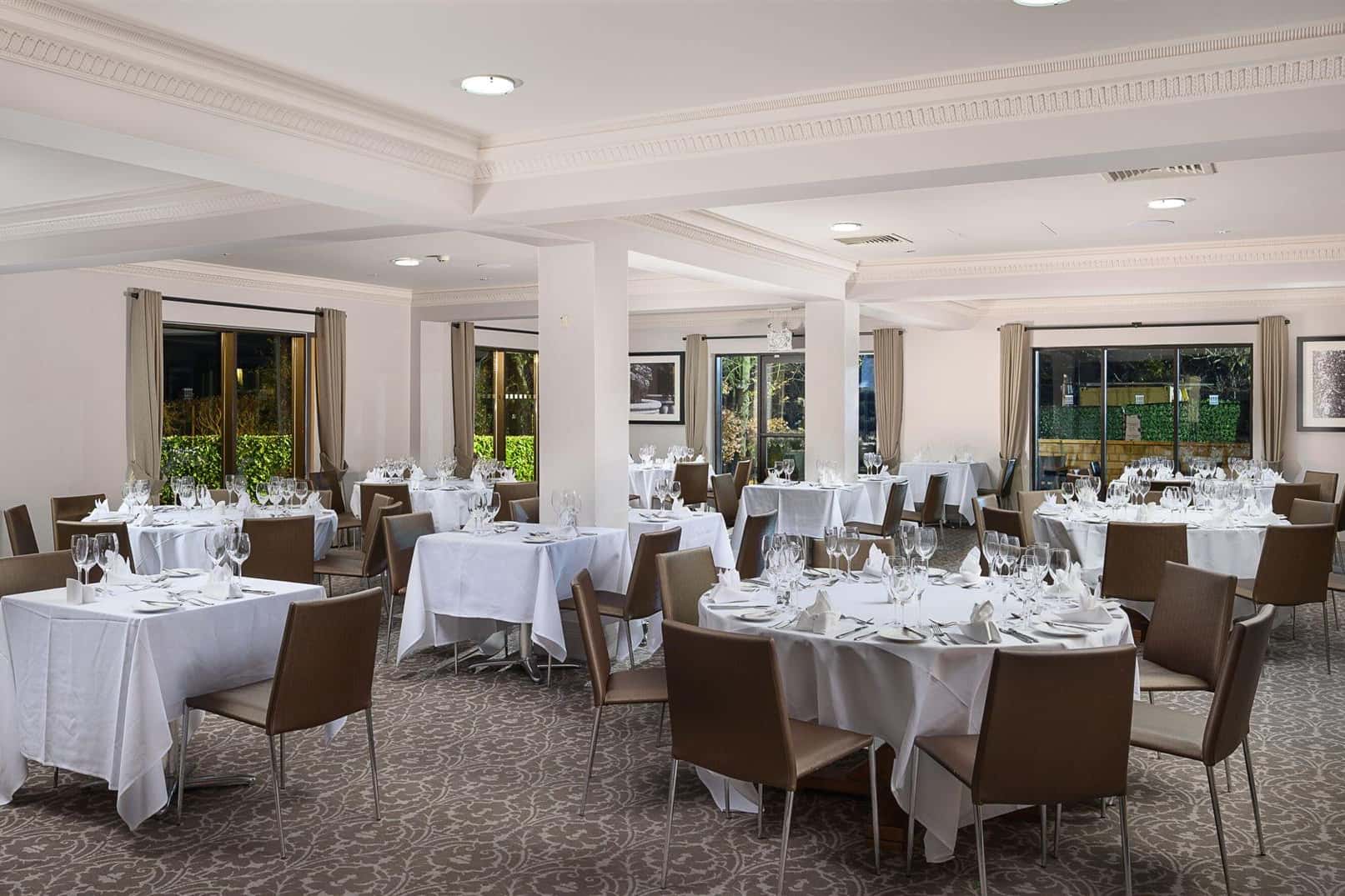 Cardinal Room 3D tour