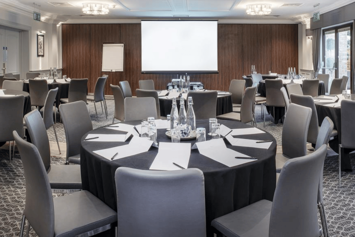 Becket/Cranmer Room 3D tour