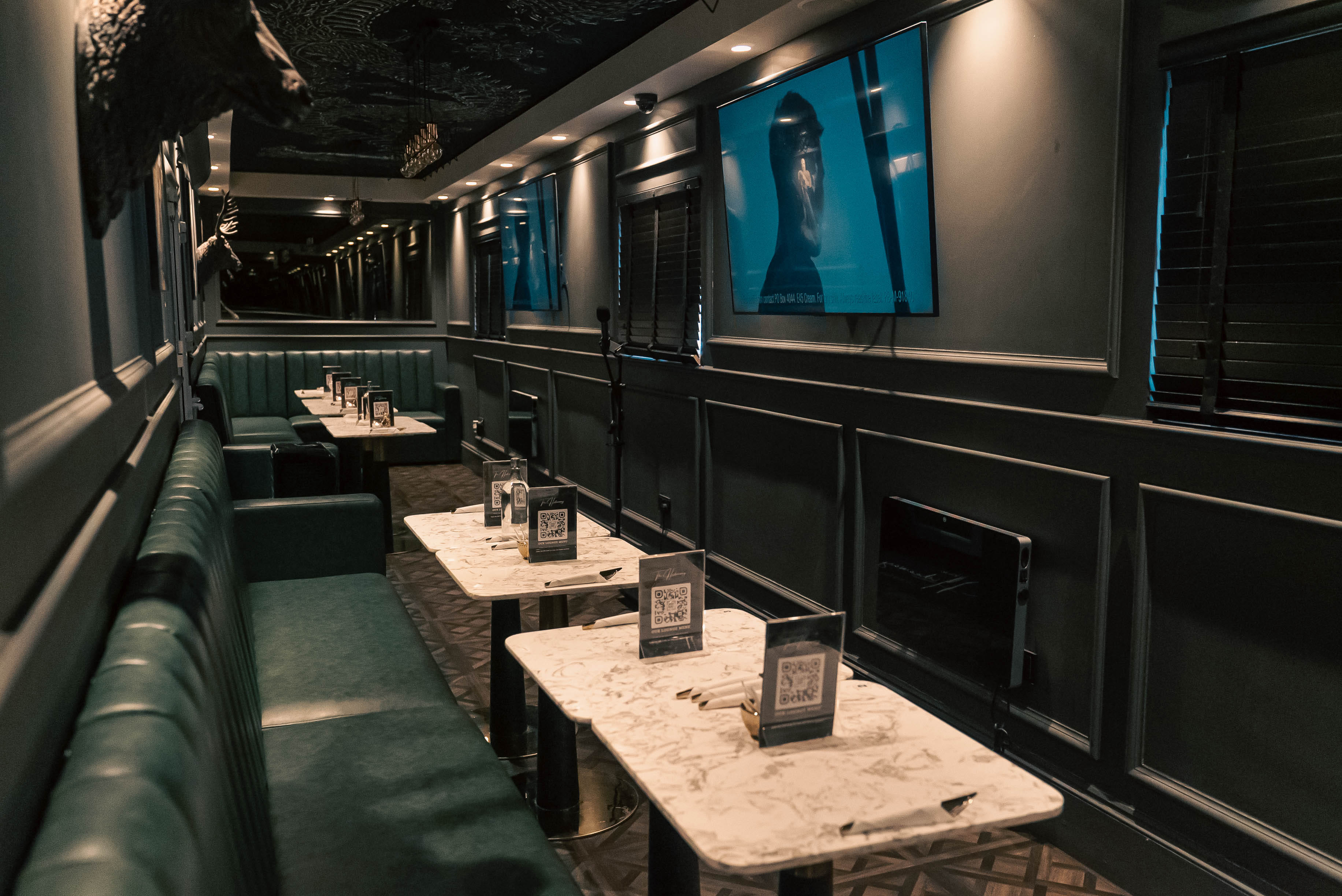 The Hideaway Green Room 9