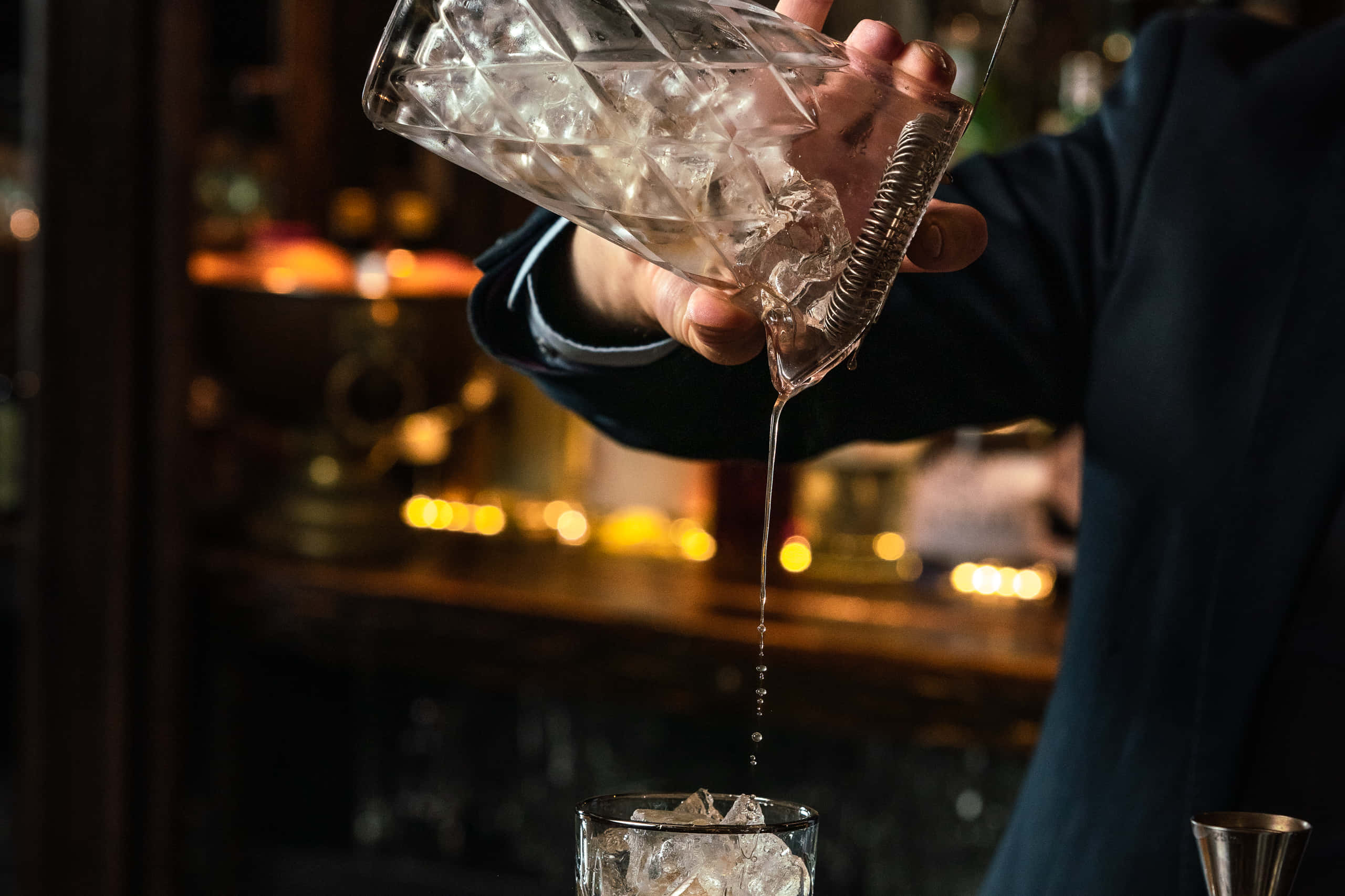 Christmas Hire, Area 21