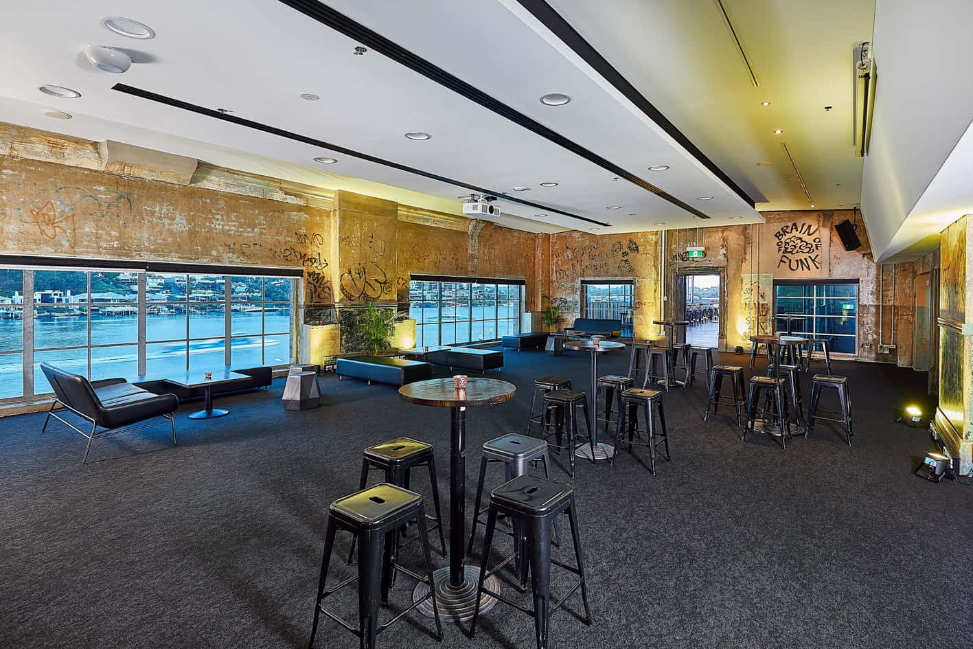 Rooftop Terrace 3D tour