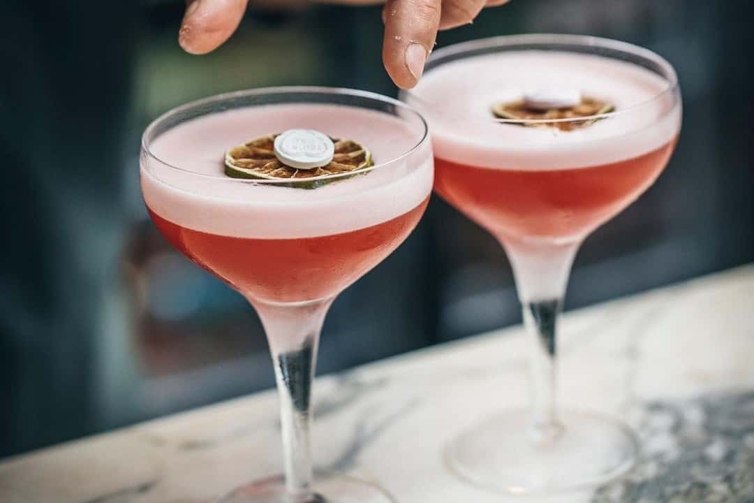 Declaration Square 10