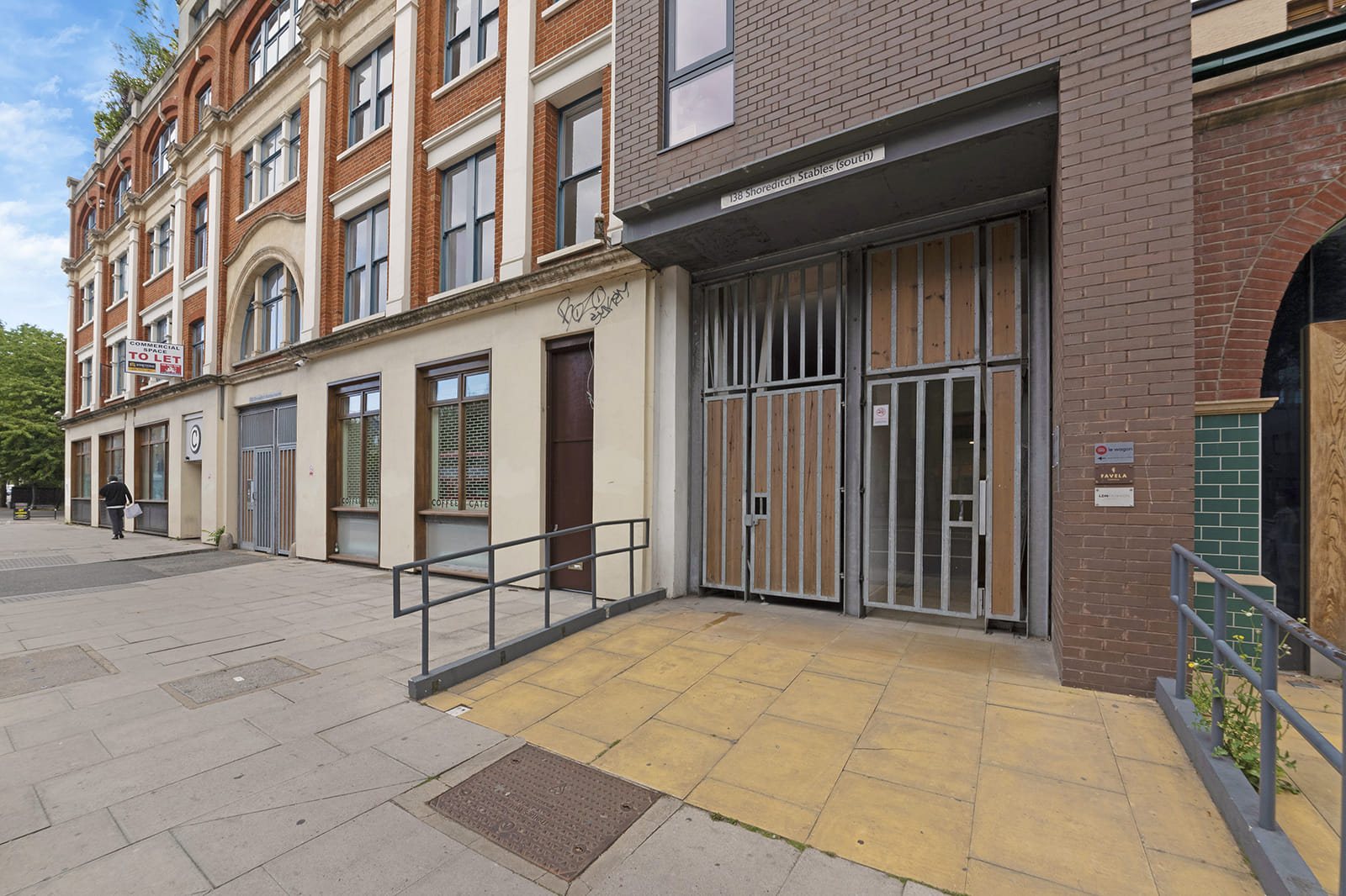 Creative space for photoshoots, filming and events 12