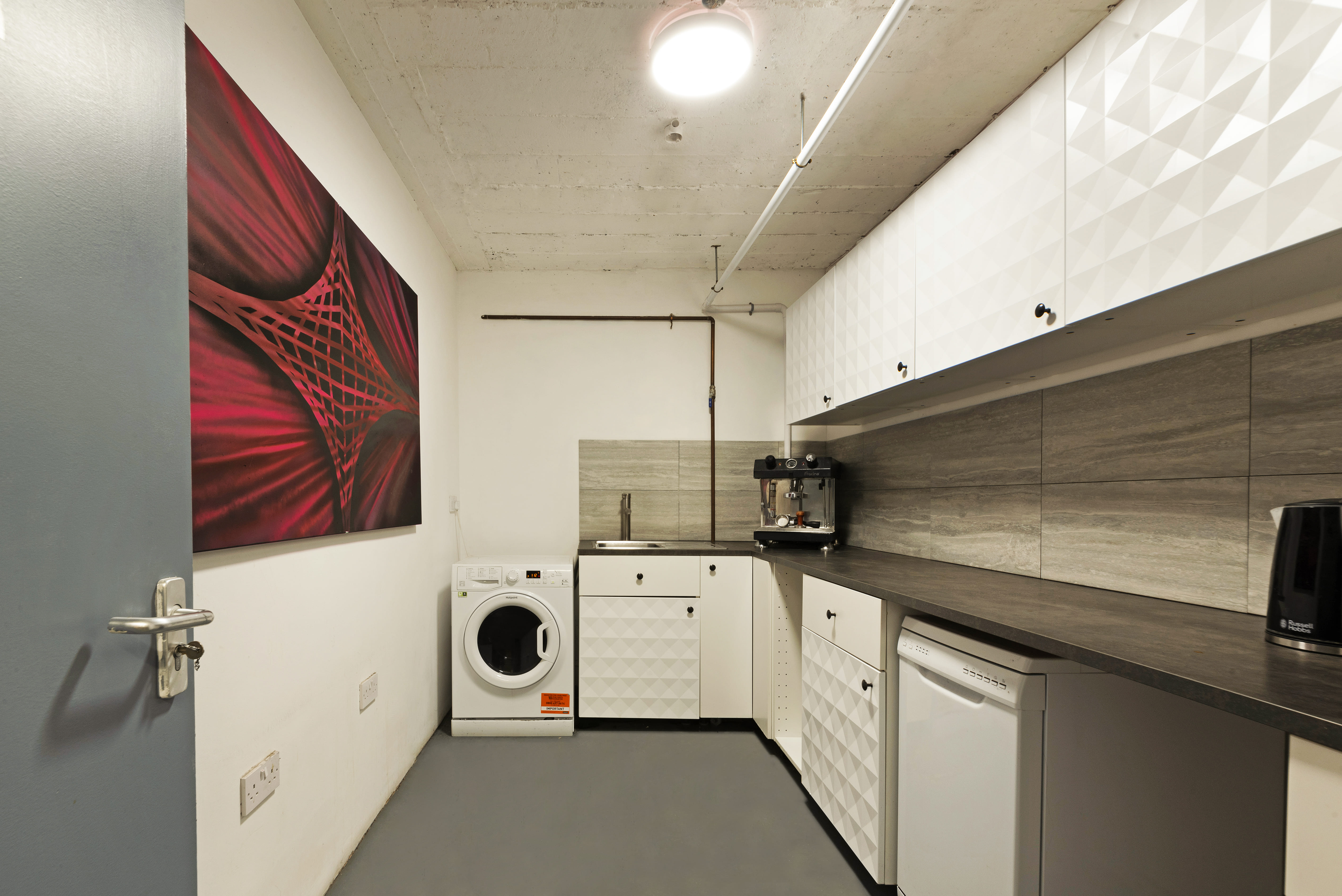 Creative space for photoshoots, filming and events 8