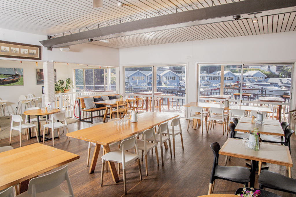 Main Diner & Sunset Balcony 10