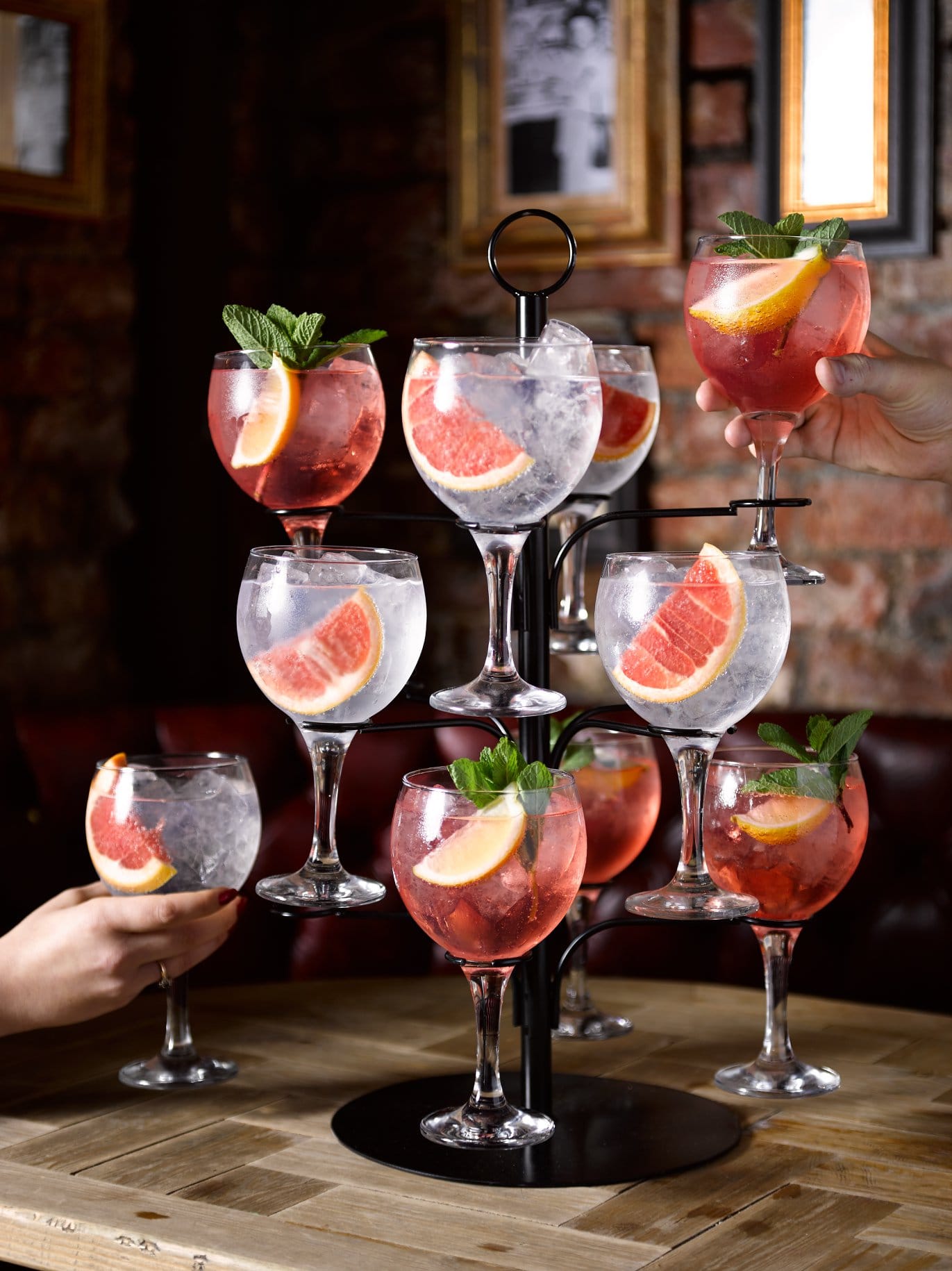 Main Bar & Restaurant 4