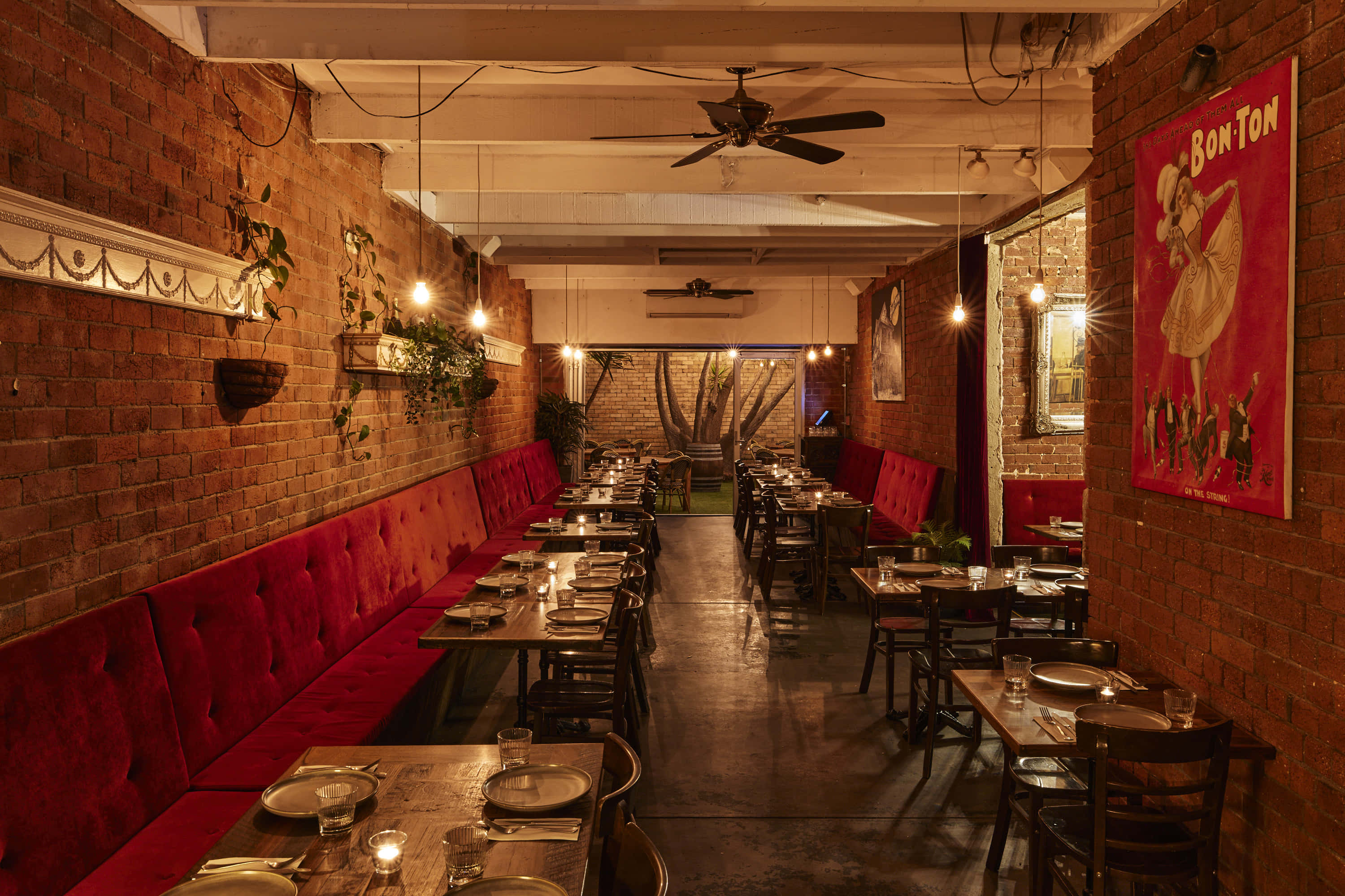 Le Bon Ton Dining Room 2