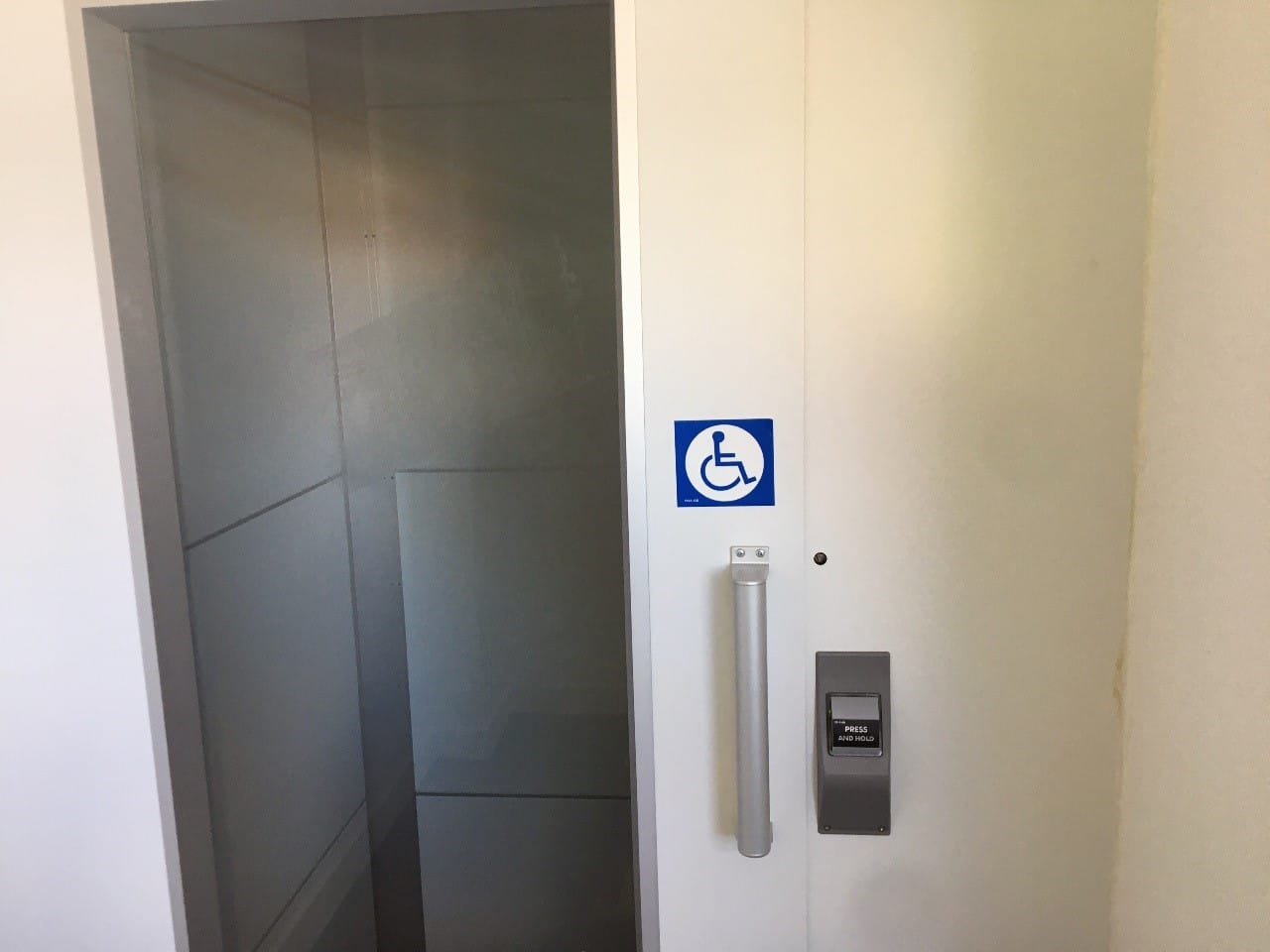 Large Meeting Room 2 6