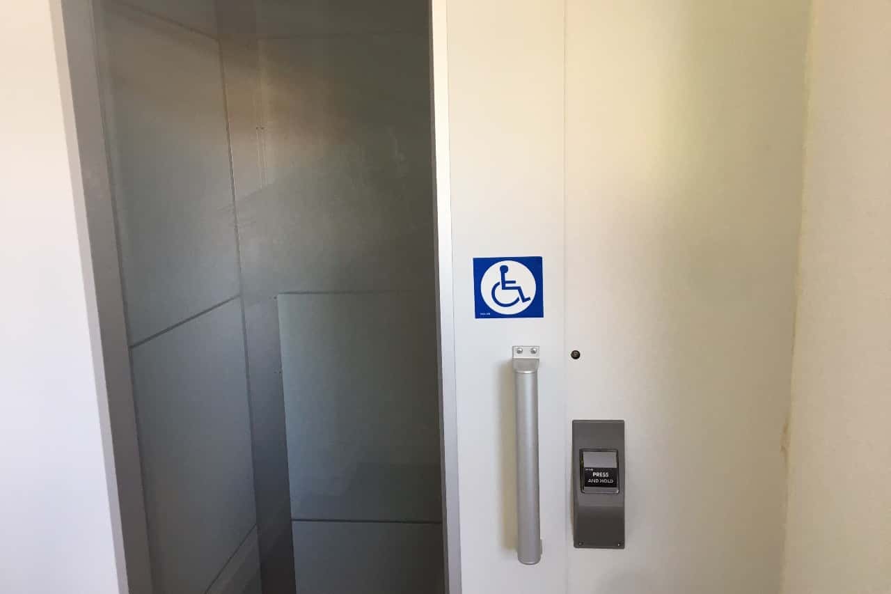 Large Meeting Room 2 6