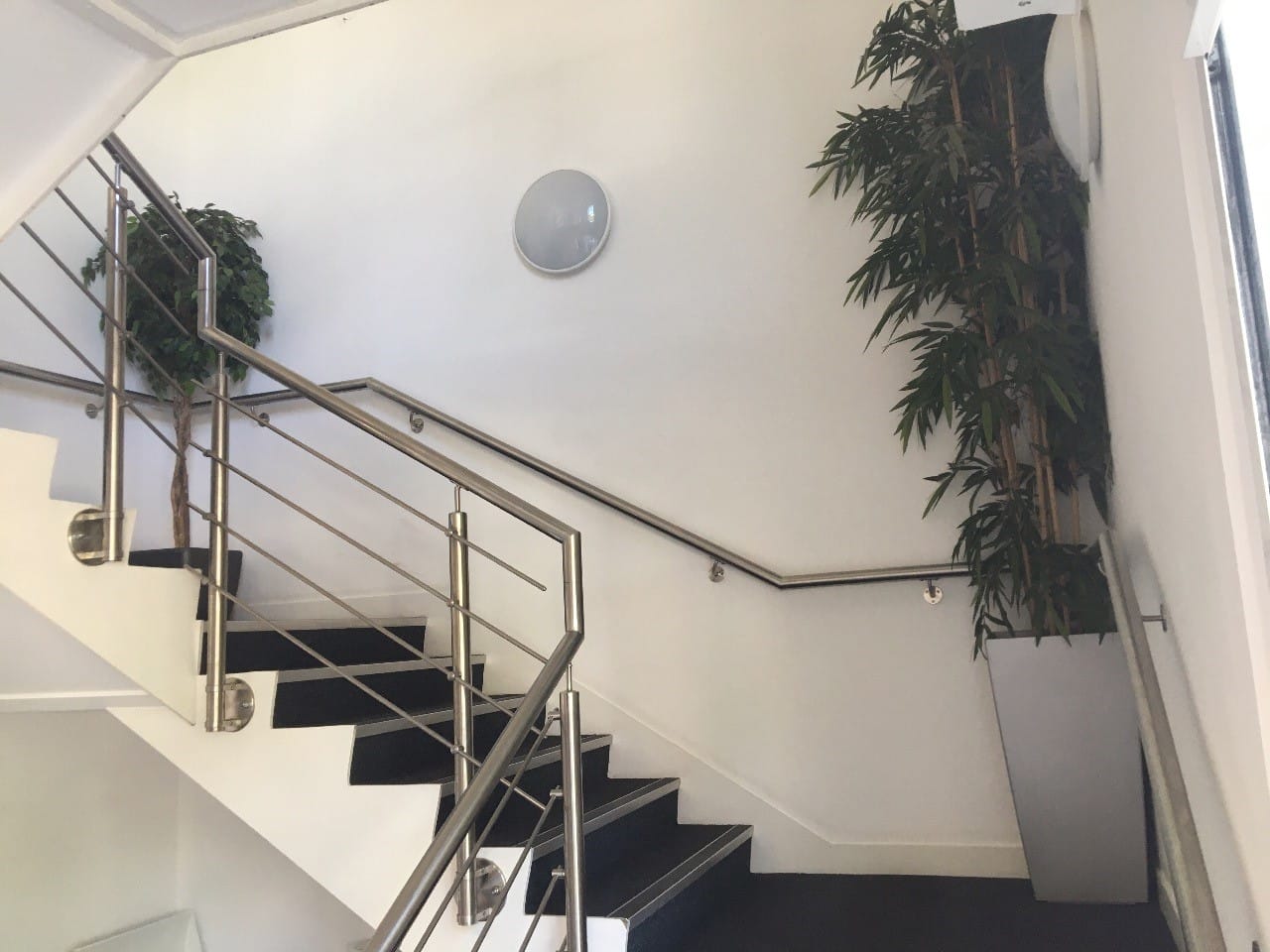 Large Meeting Room 2 4