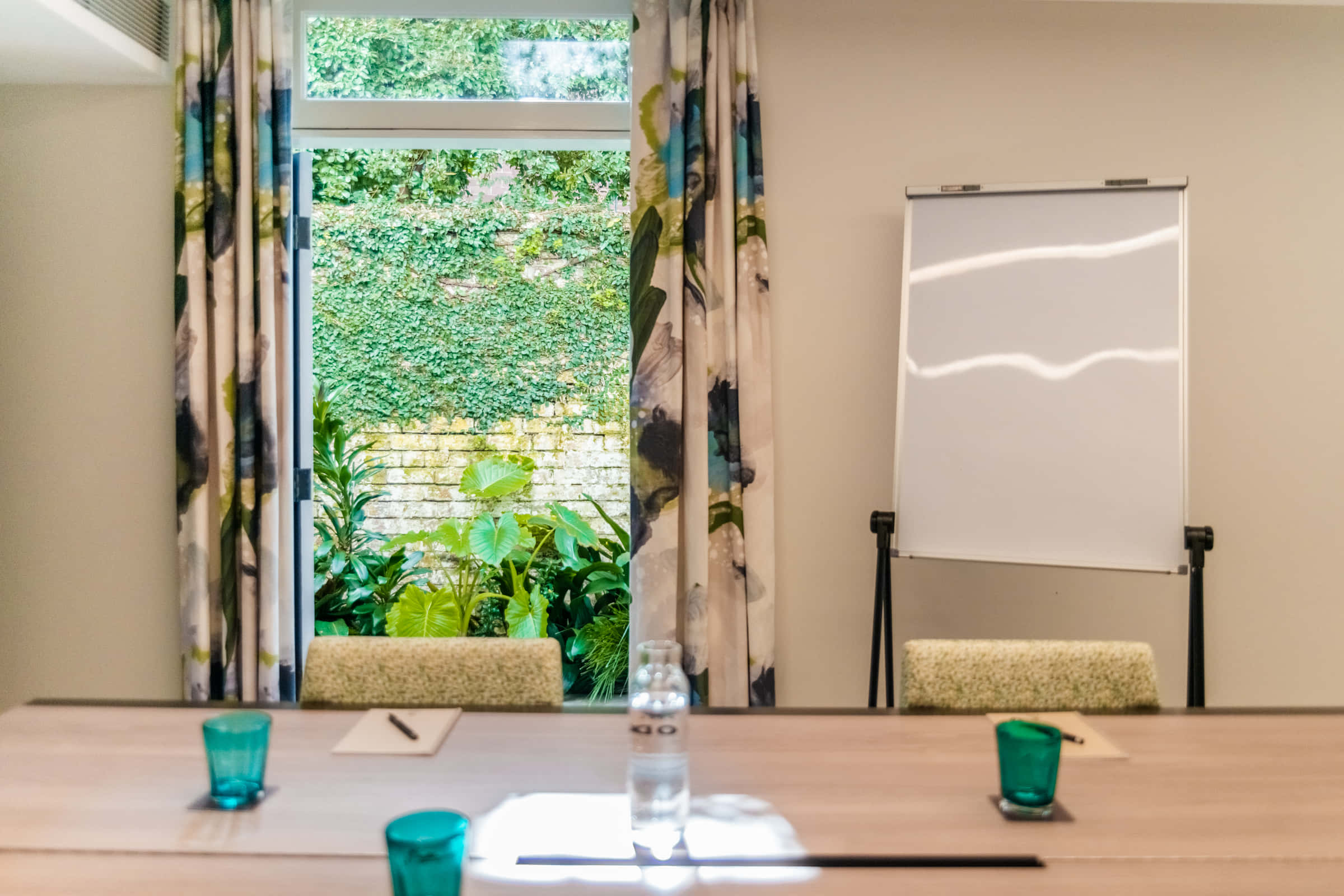 Victoria & Albert Room 1