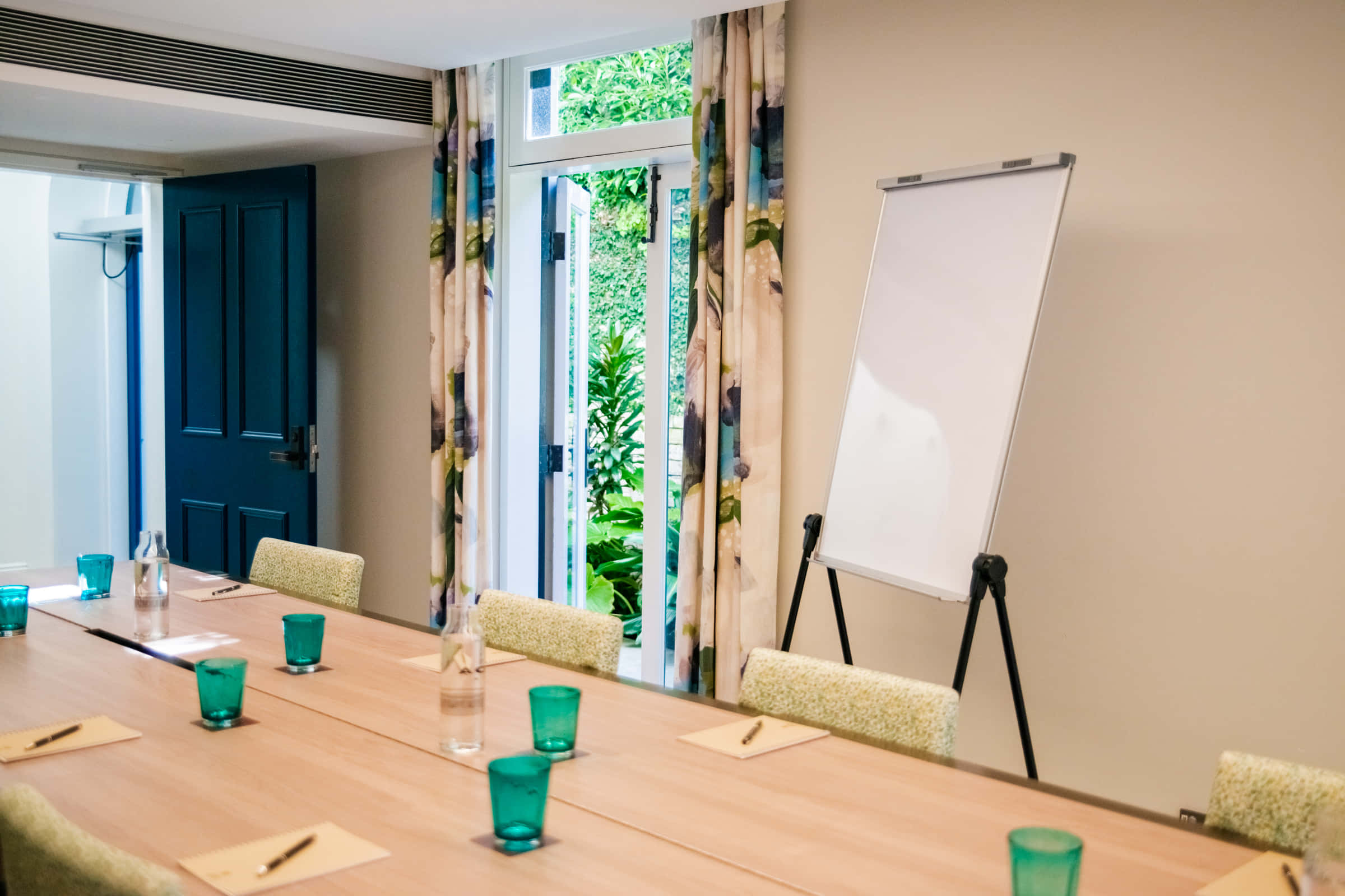 Victoria & Albert Room 2