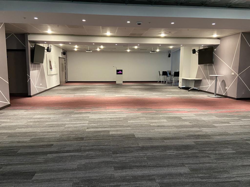 Large Conference Room 