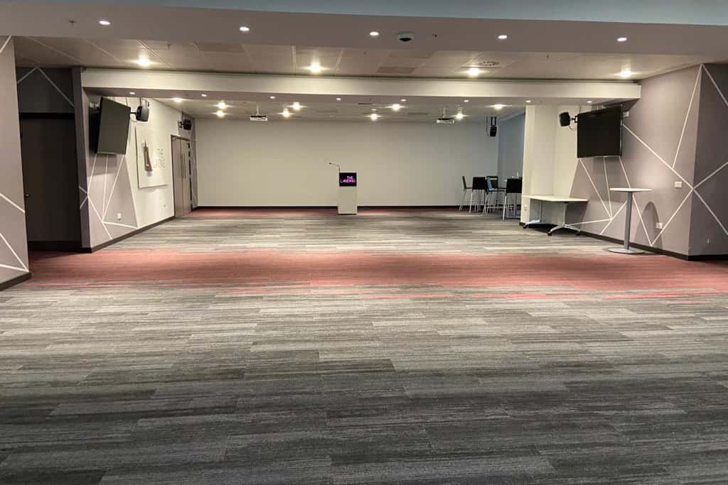 Large Conference Room 0