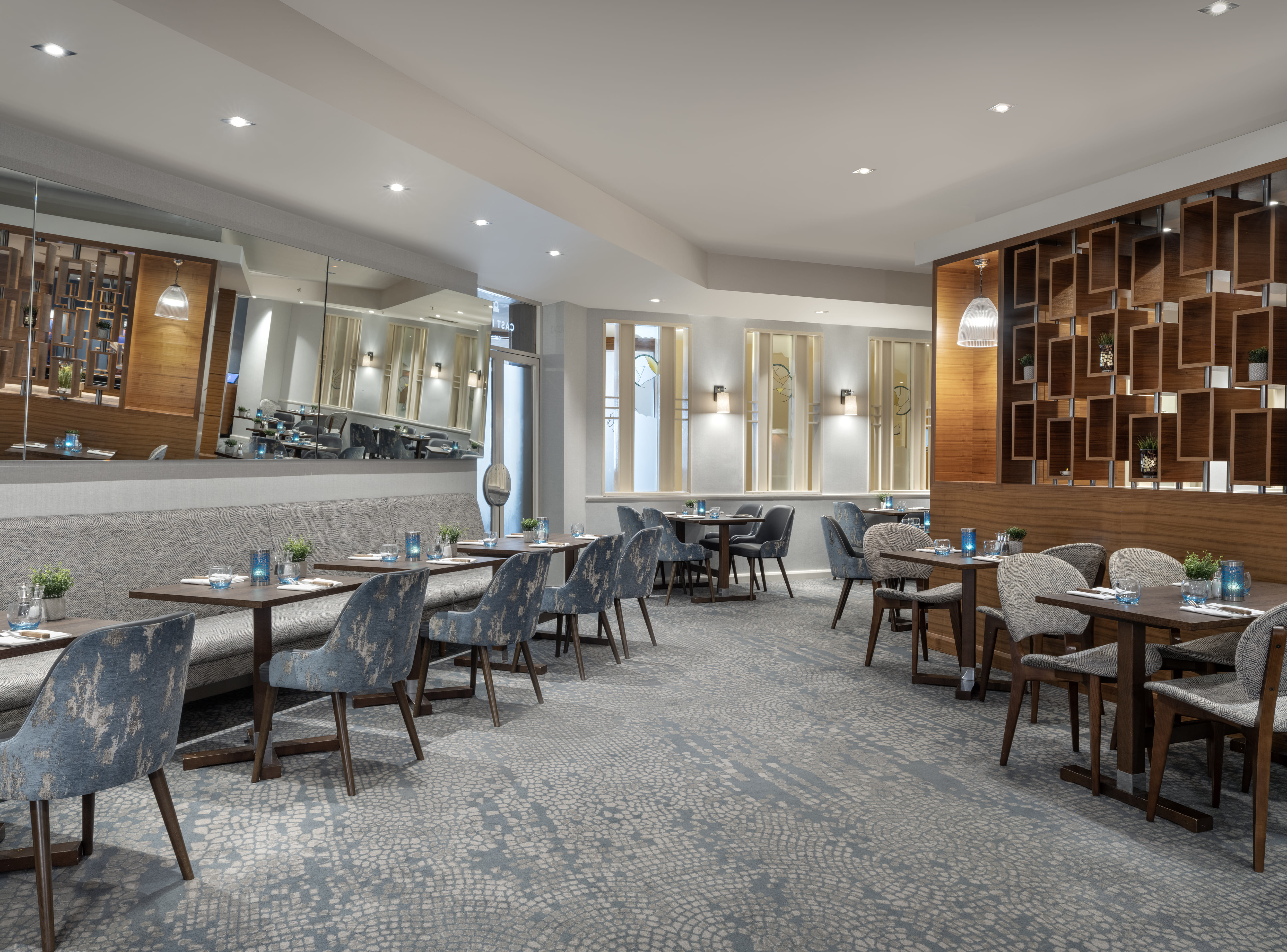 Sir Henry Royce Suite 2