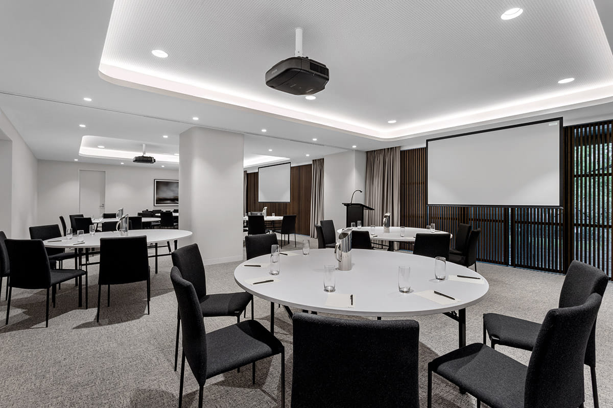 Clarendon & Fawkner Room 1