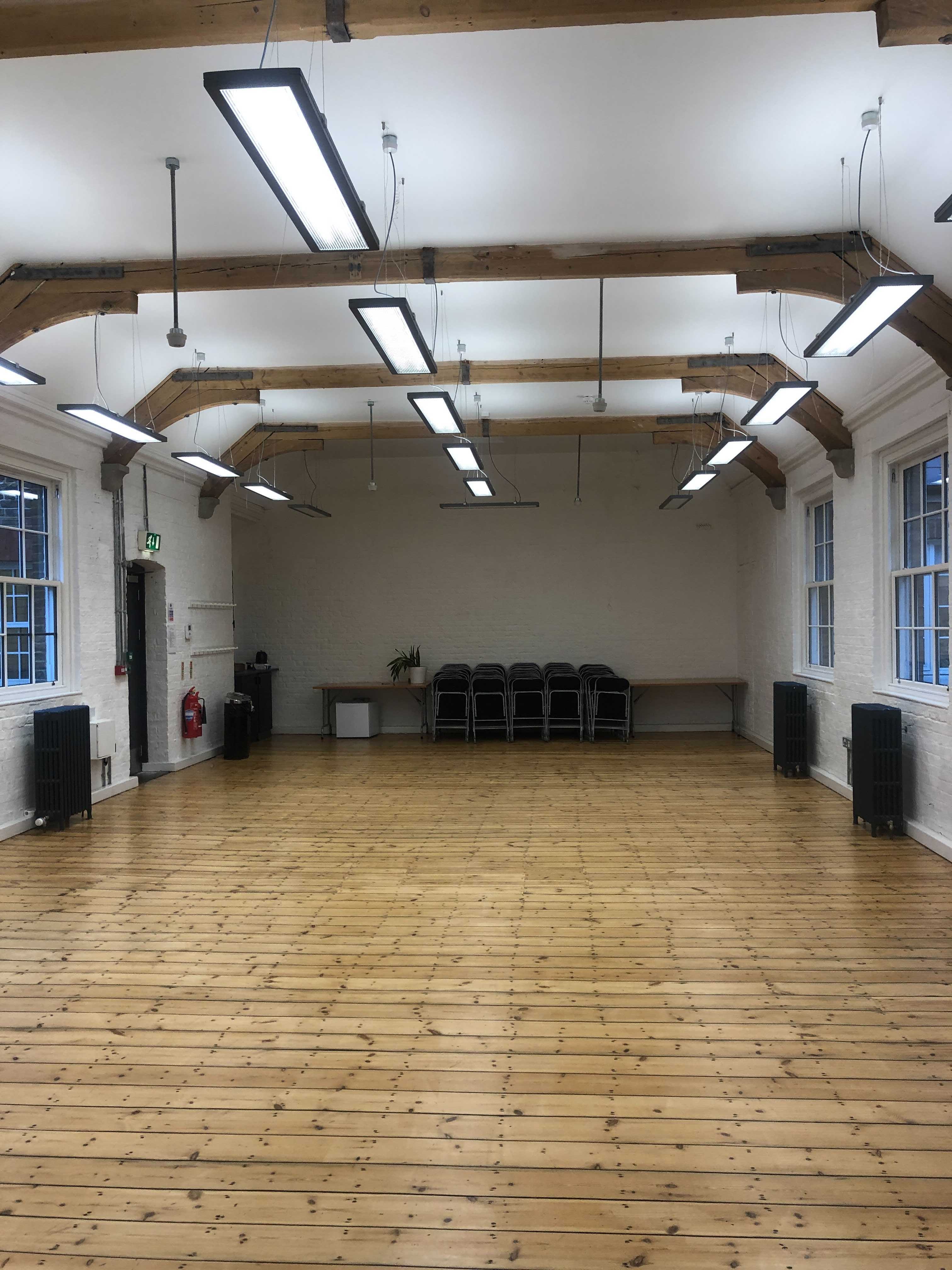 YogaLondon Studio  0