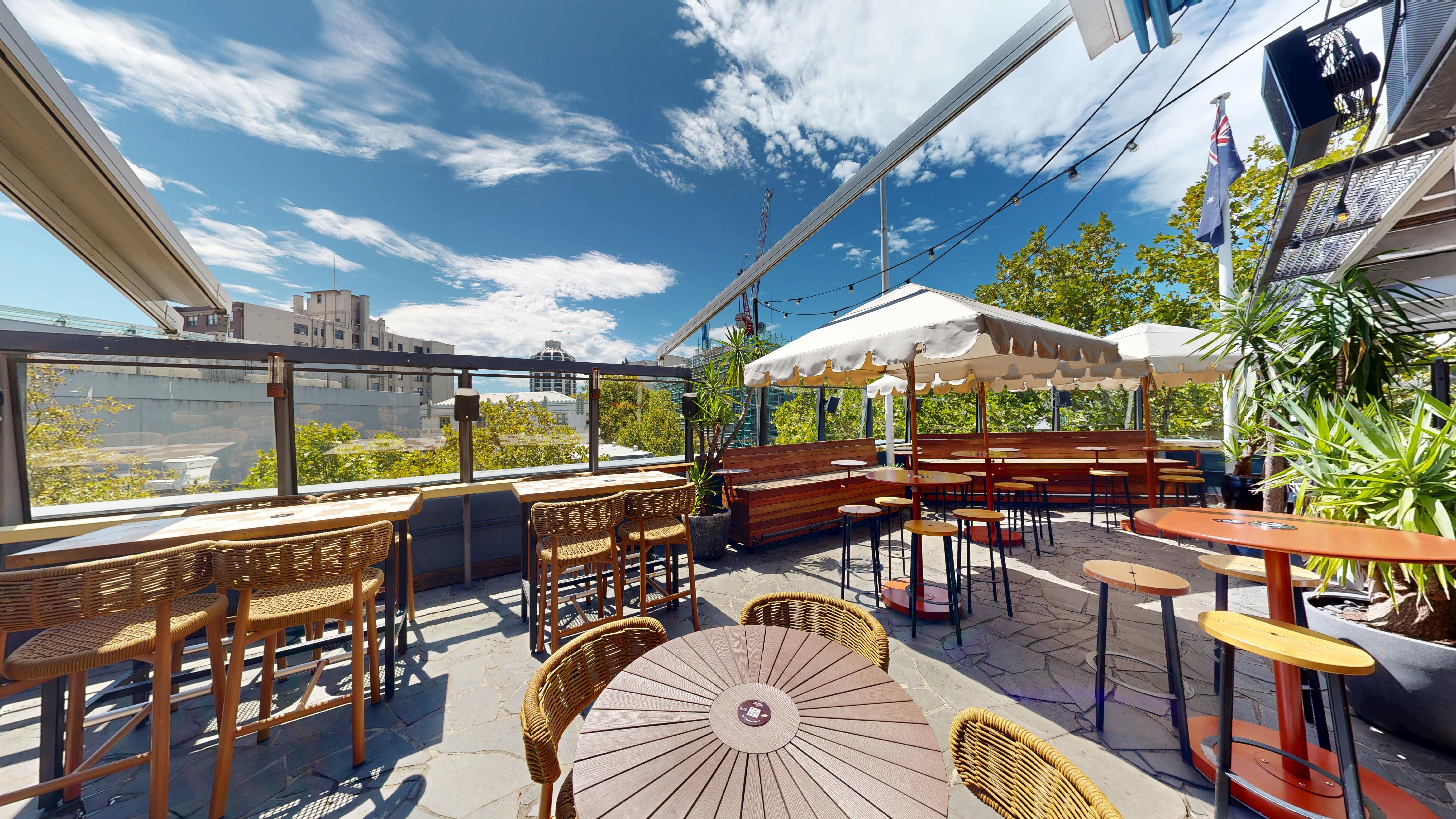 Sweethearts Terraza 1