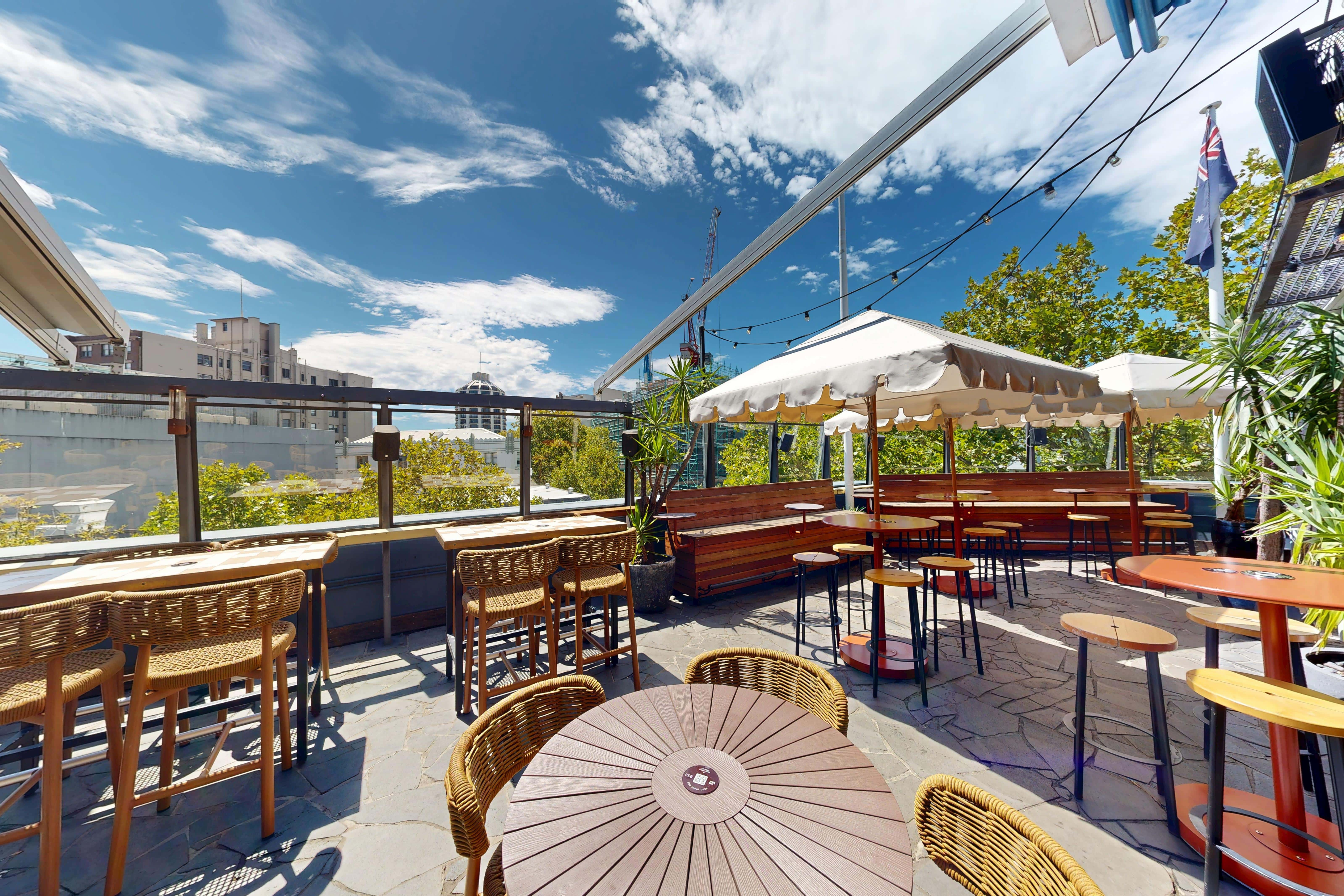 Sweethearts Terraza 1