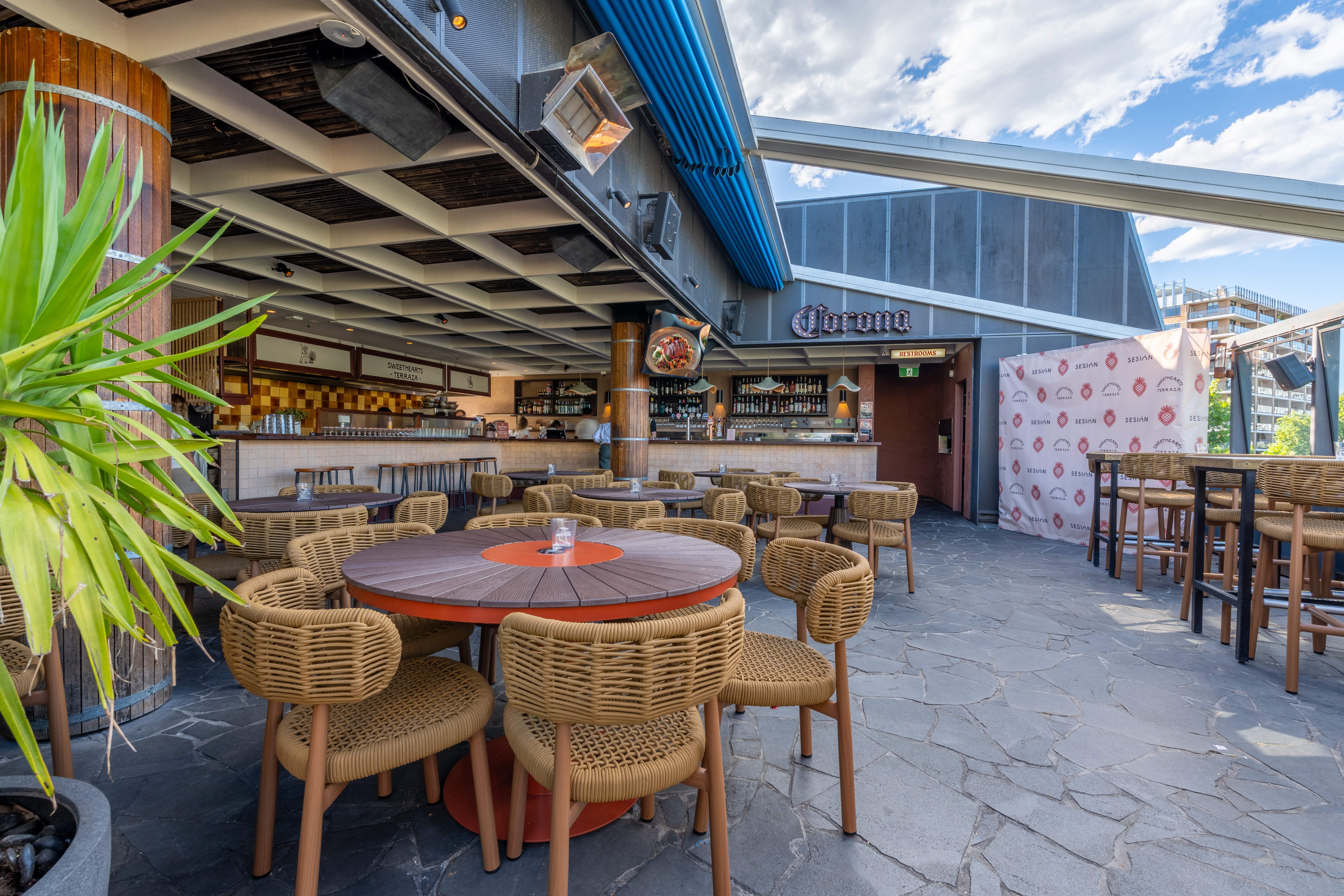 Sweethearts Terraza 1