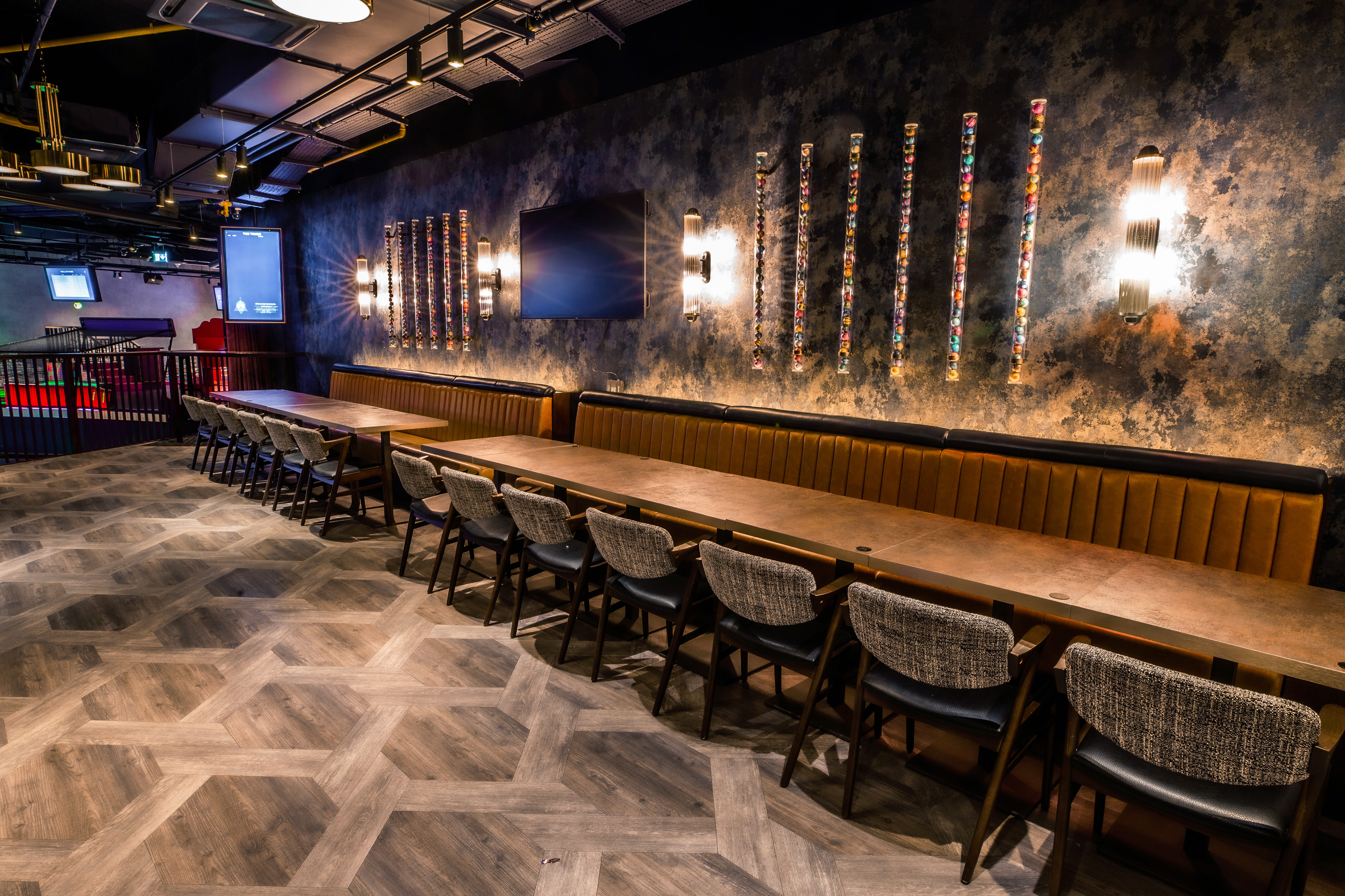 Emerald private room 1