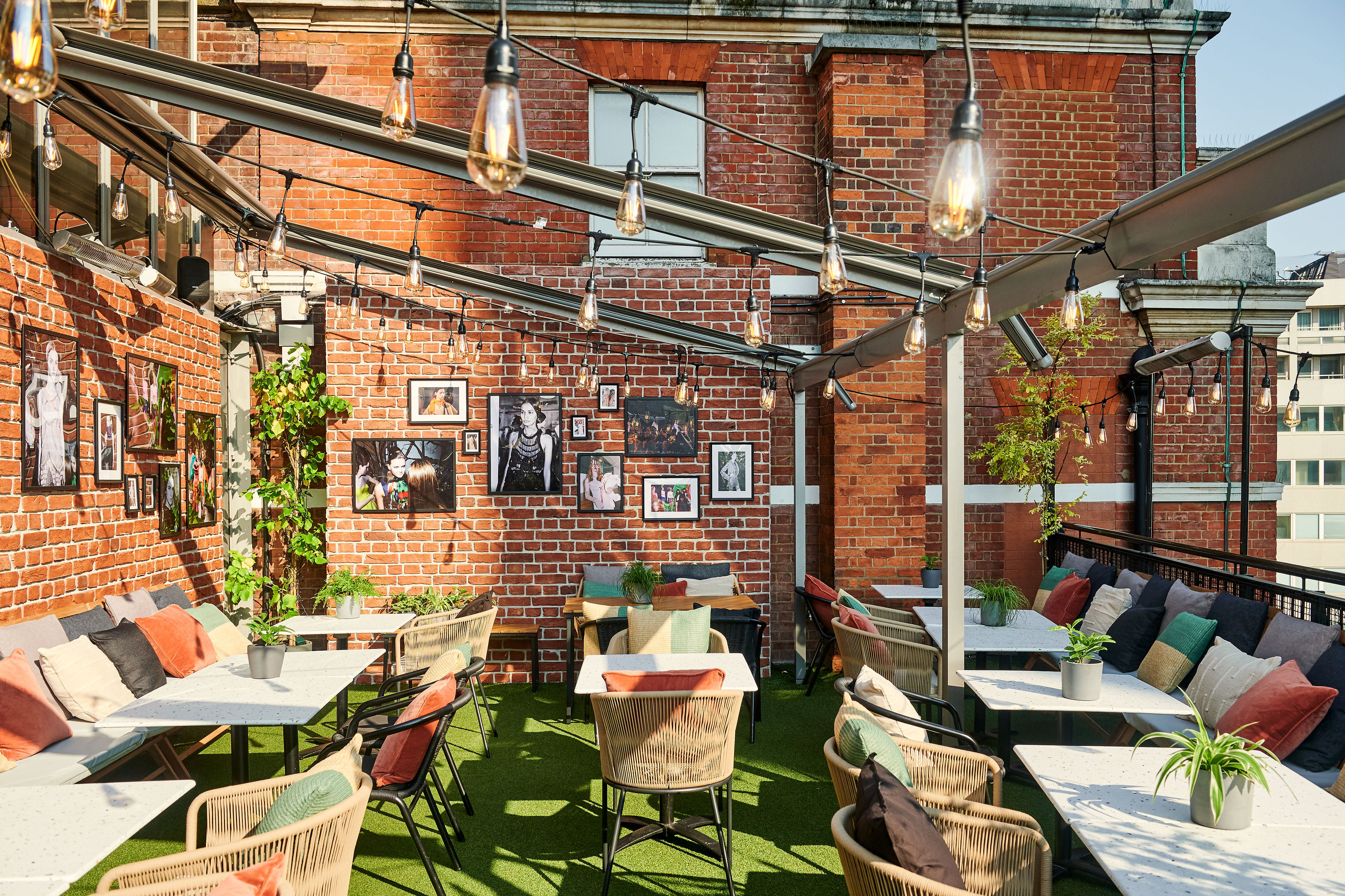 Fifth Floor Cafe and Terrace