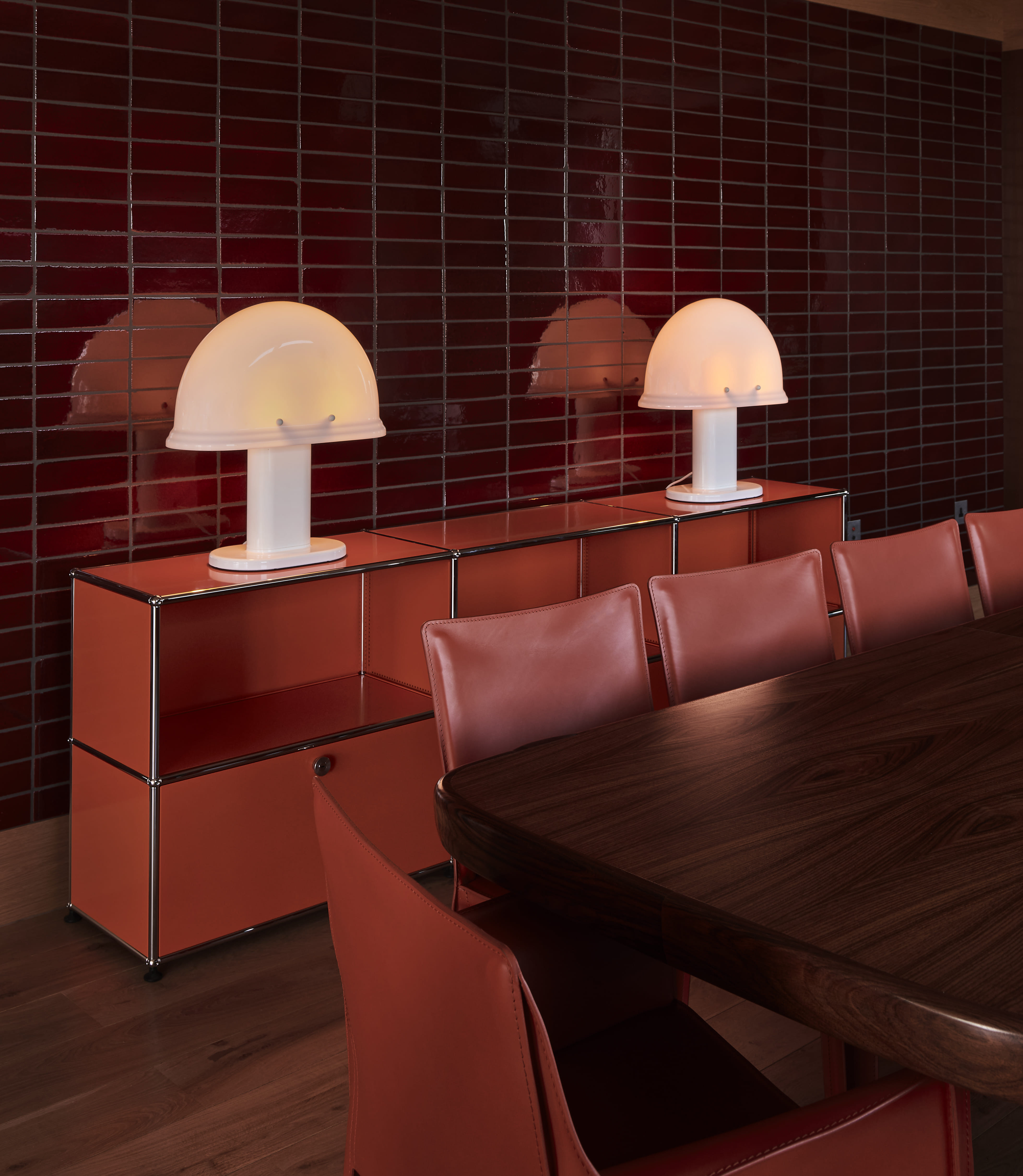 The Standard Townhouse 8 - Seating 7