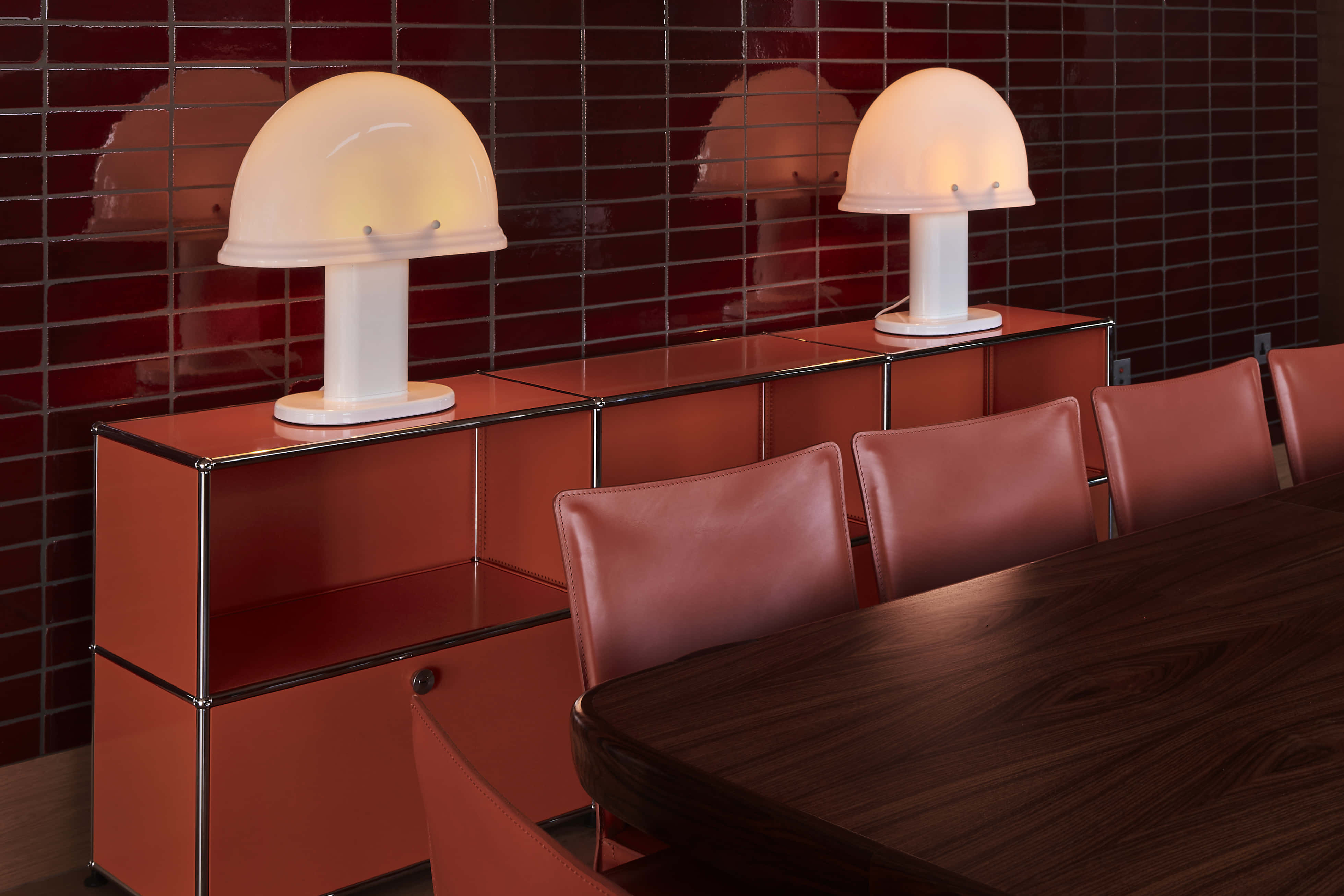 The Standard Townhouse 8 - Seating 7