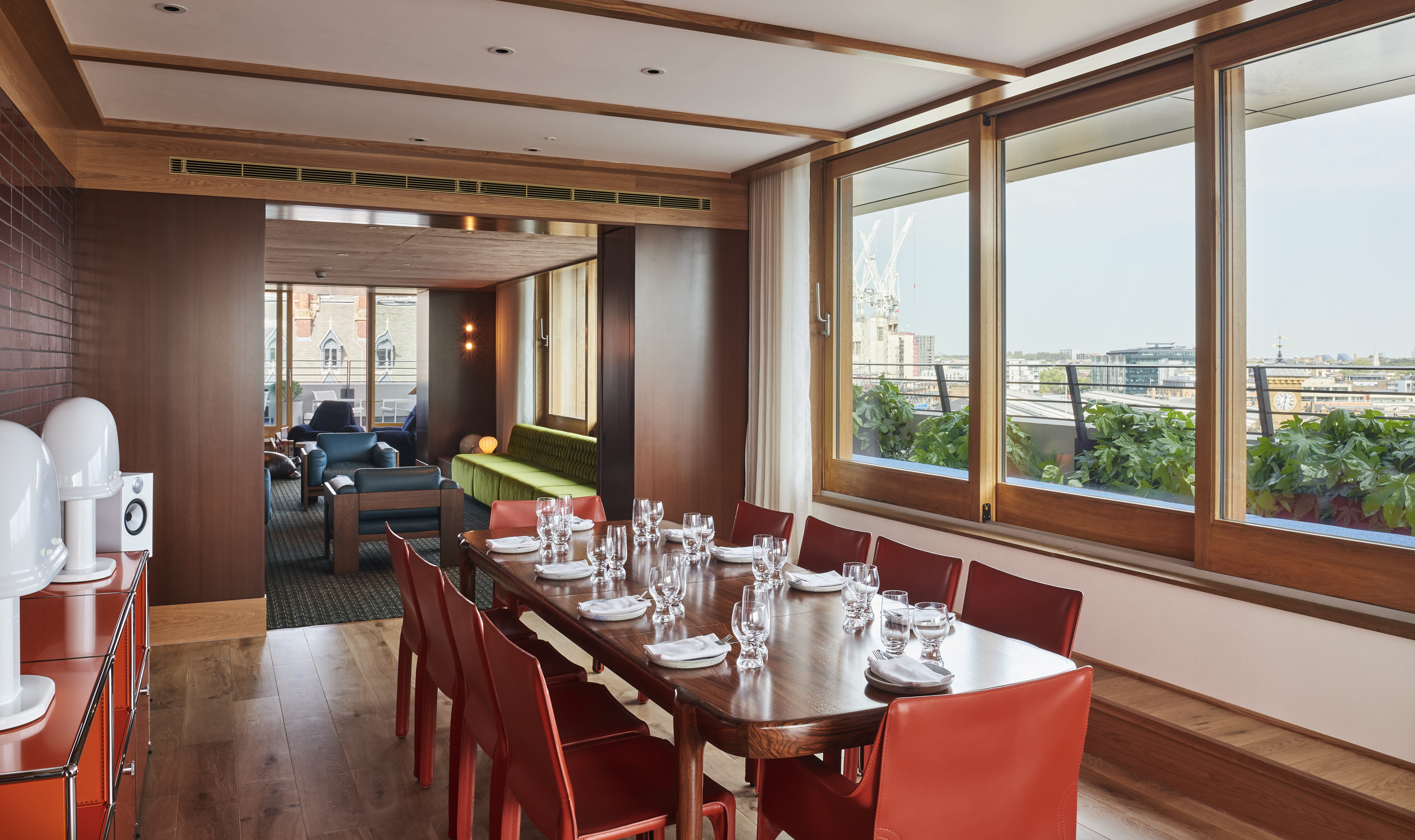 The Standard Townhouse 8 - Seating 1