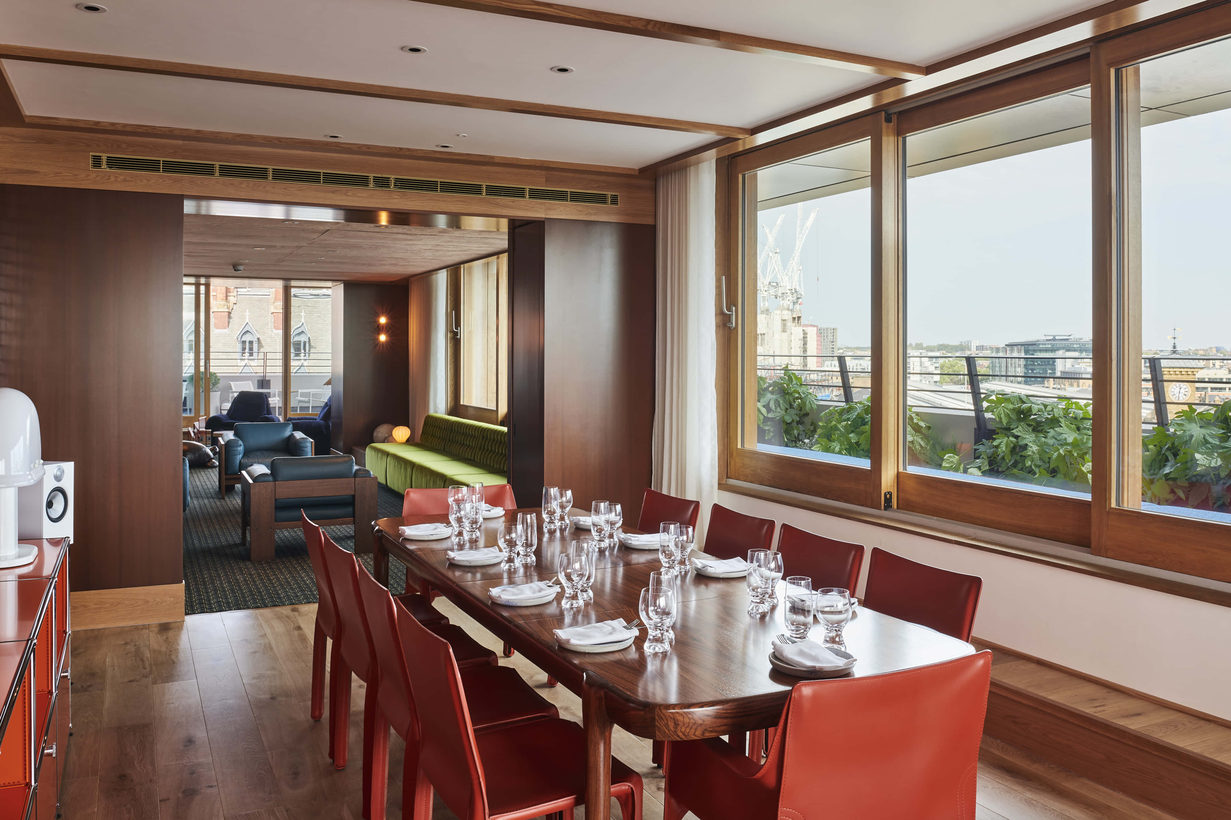 The Standard Townhouse 8 - Seating 1