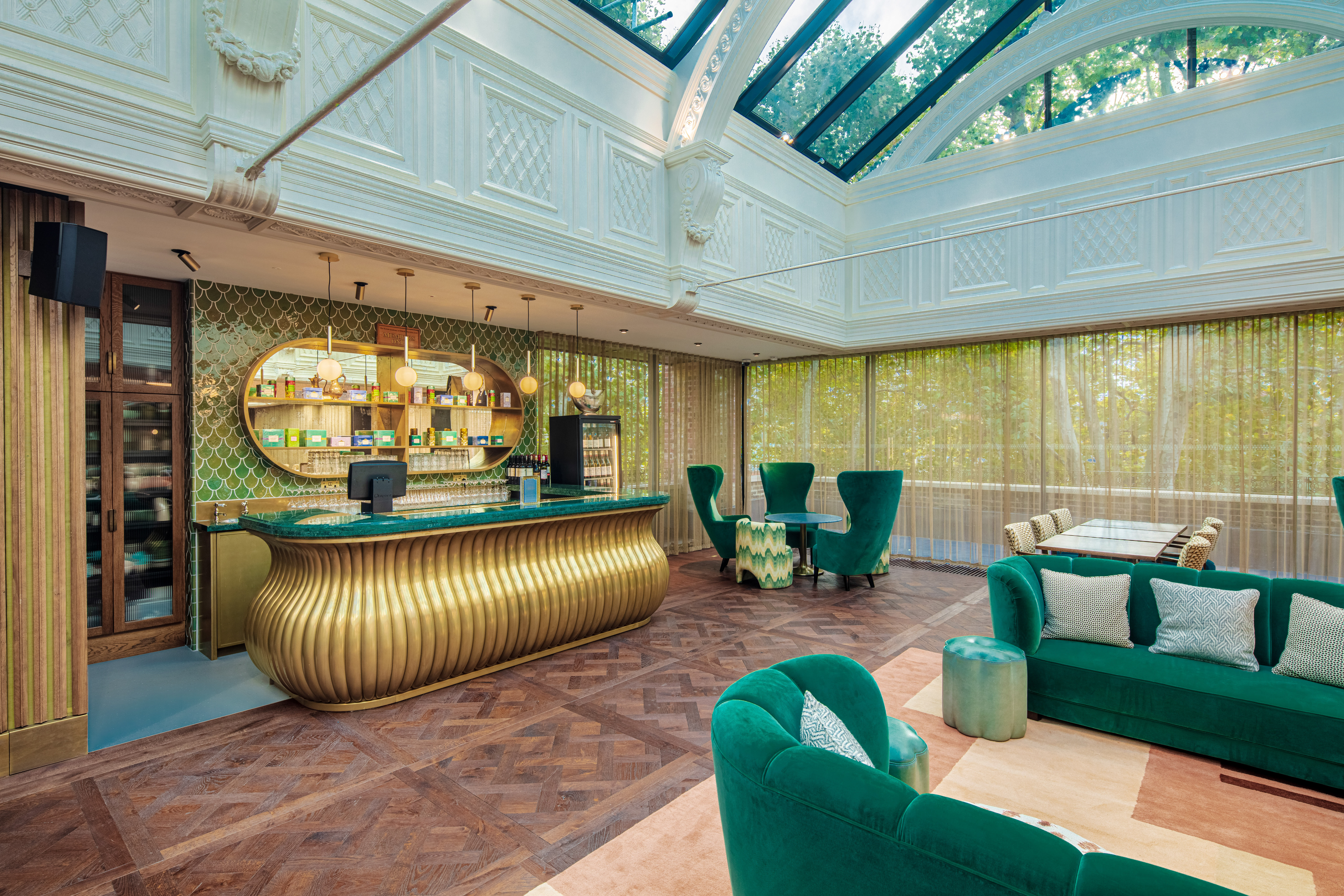 Richard Attenborough Rooms 1